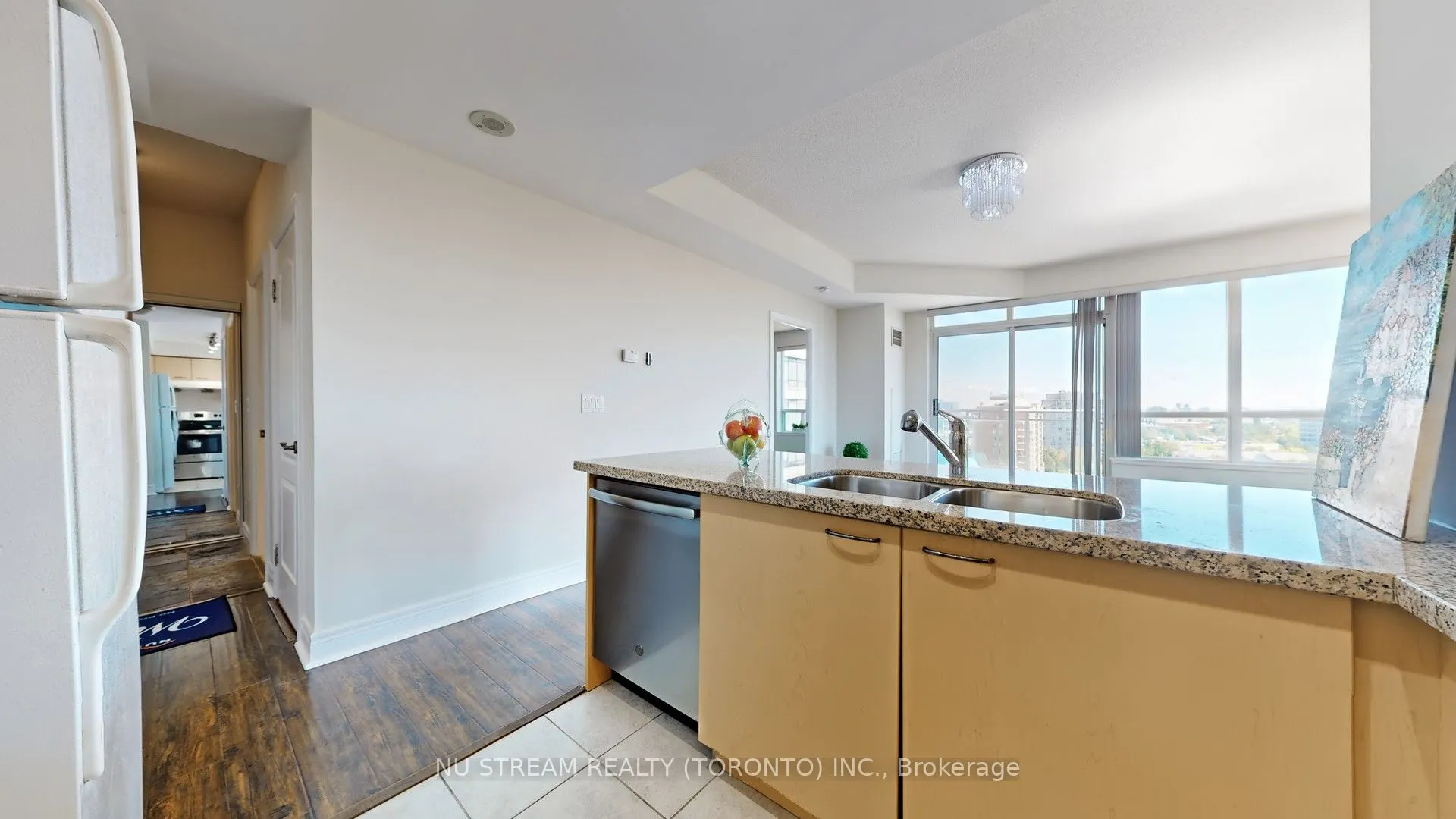 62 Suncrest Boulevard, #1020
