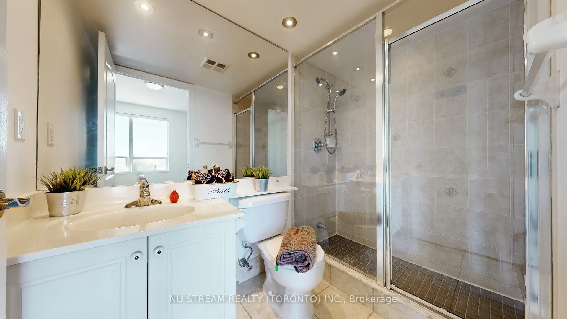 62 Suncrest Boulevard, #1020