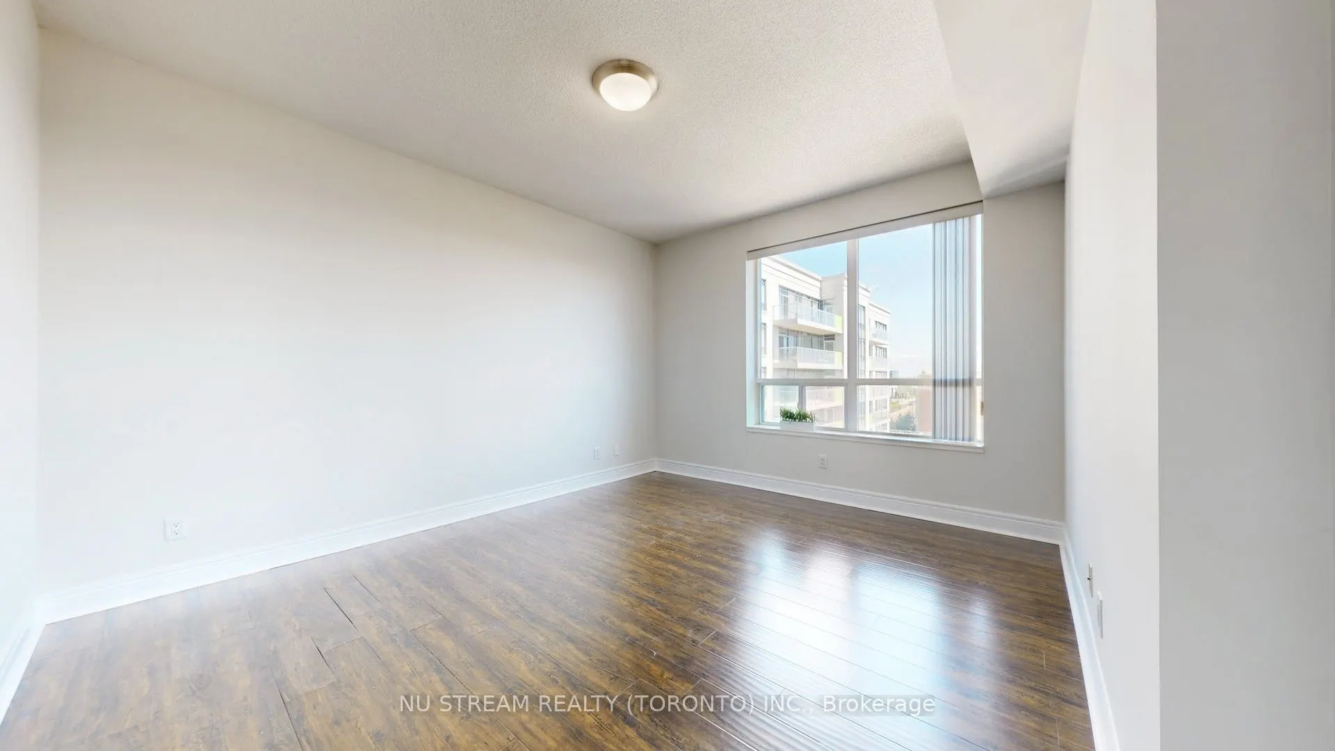 62 Suncrest Boulevard, #1020