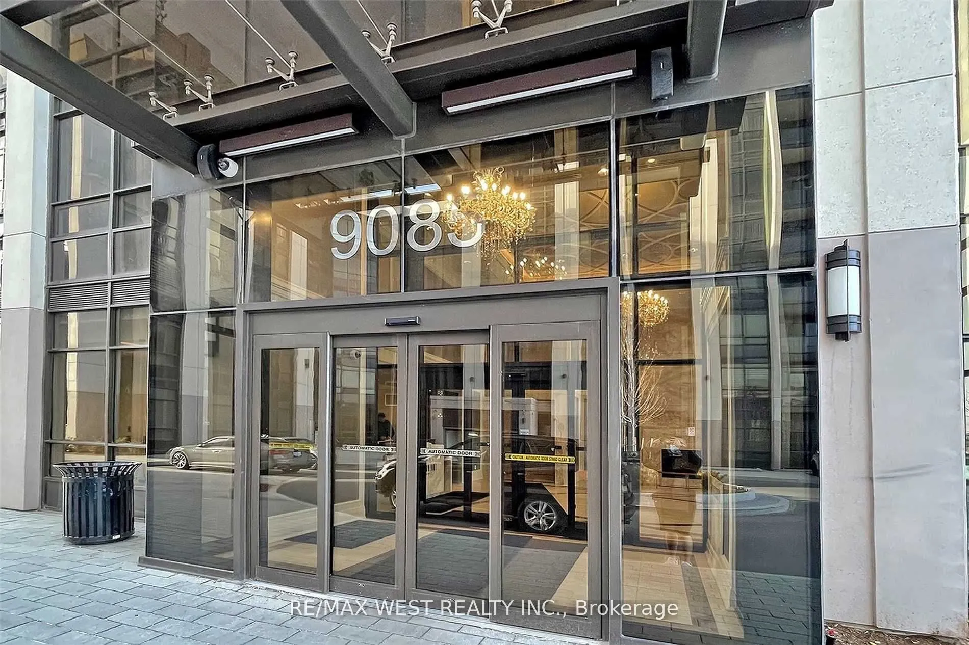 9085 Jane Street, #301
