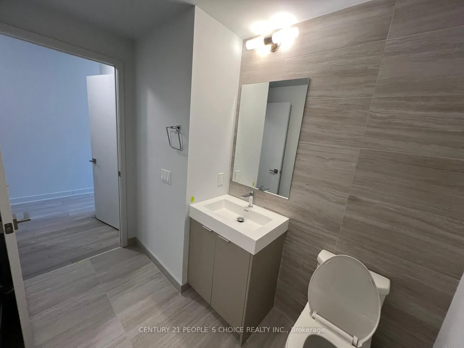 2920 Hwy 7 Road W, #2107
