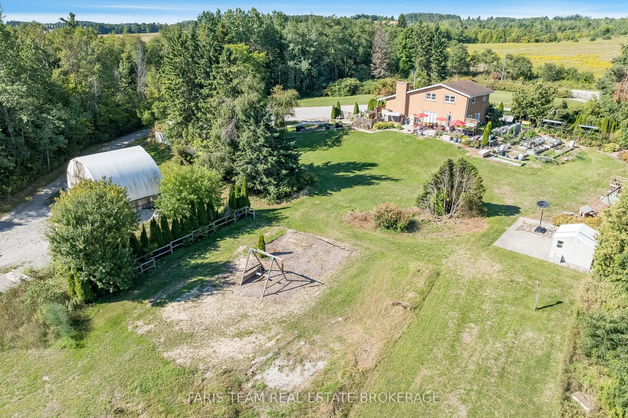 6695 10 Side Road