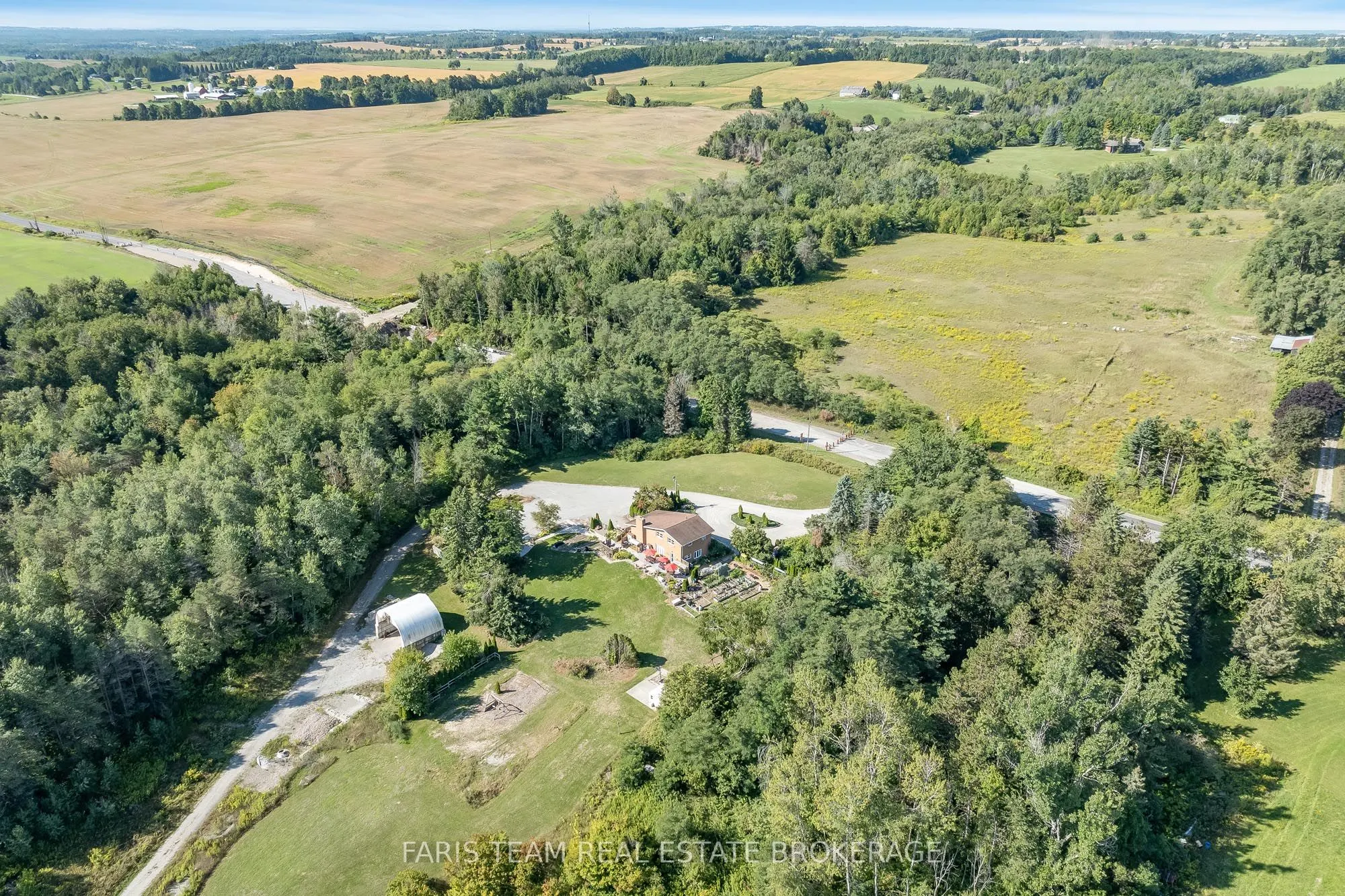 6695 10 Side Road