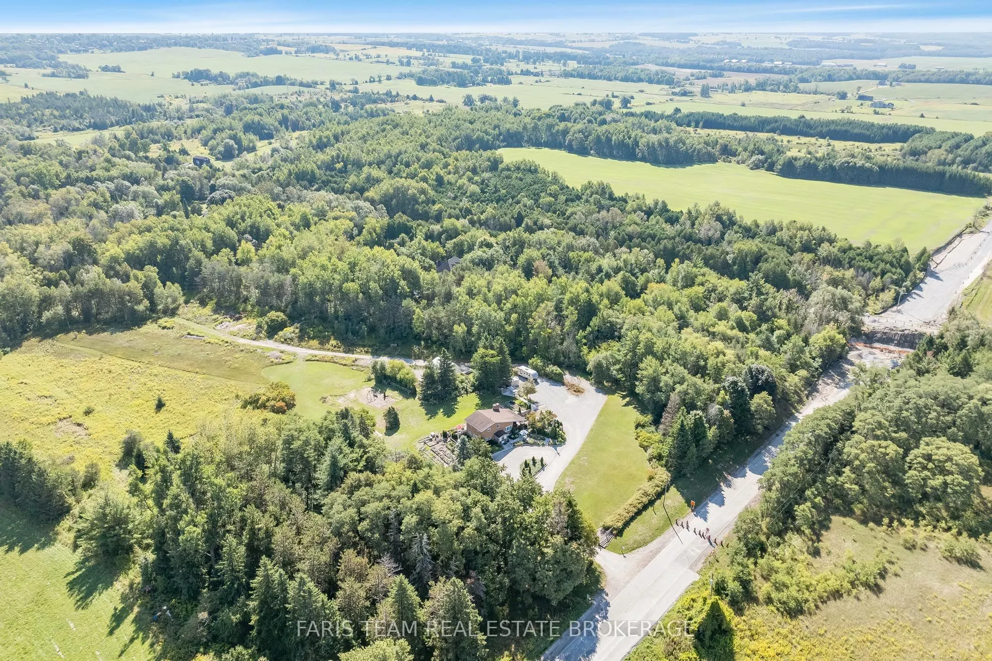 6695 10 Side Road