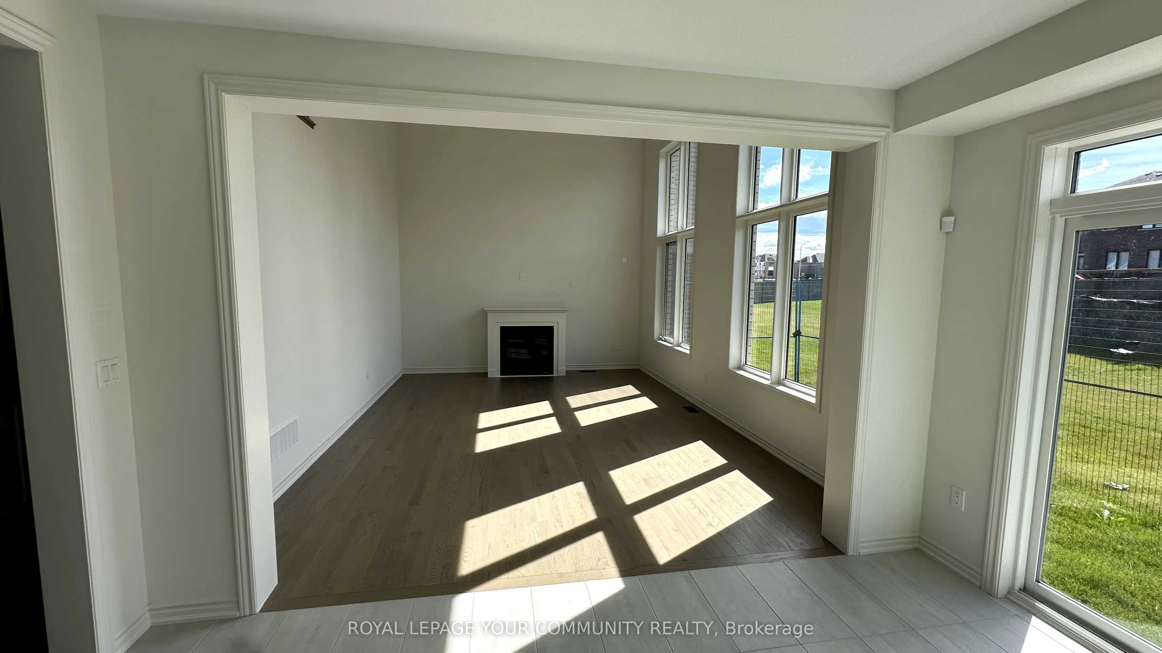17 Sandhill Crescent