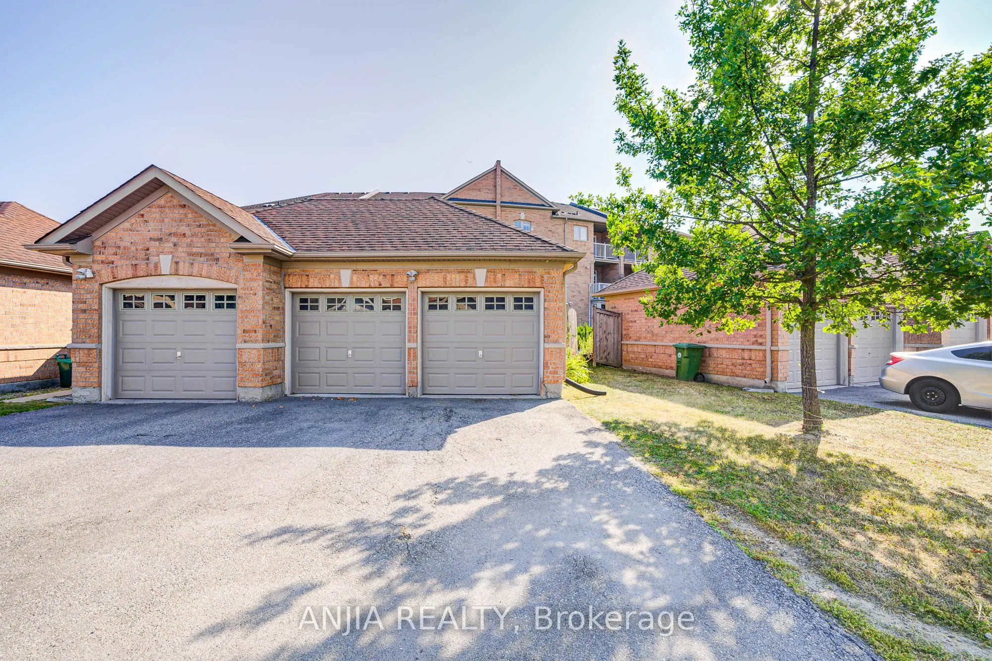 30 Greensborough Village Circle, #22