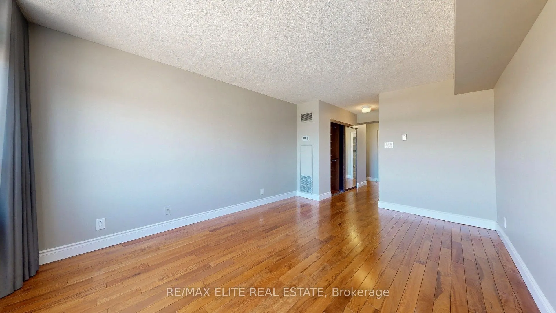 22 Clarissa Drive, #1409