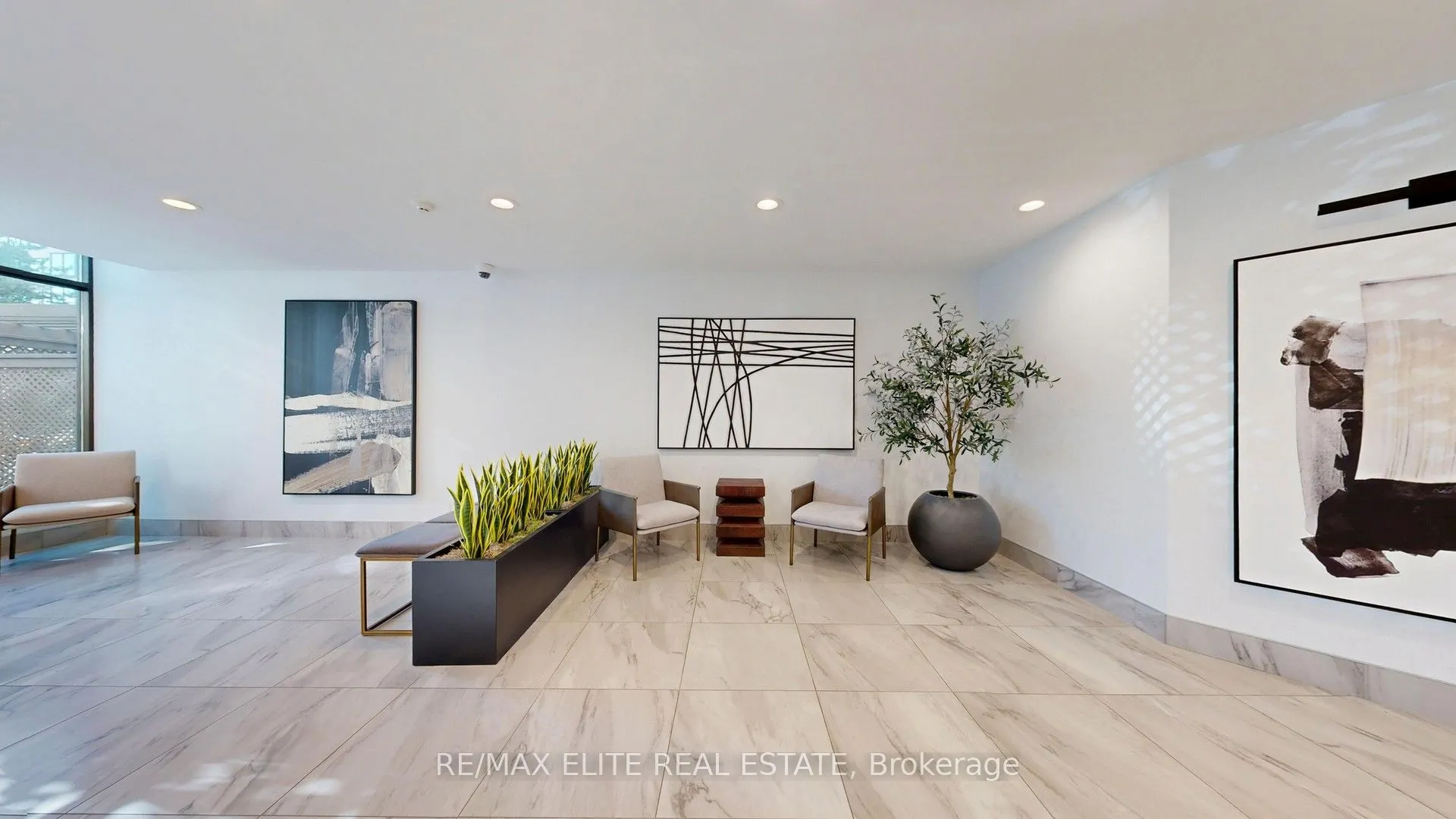 22 Clarissa Drive, #1409