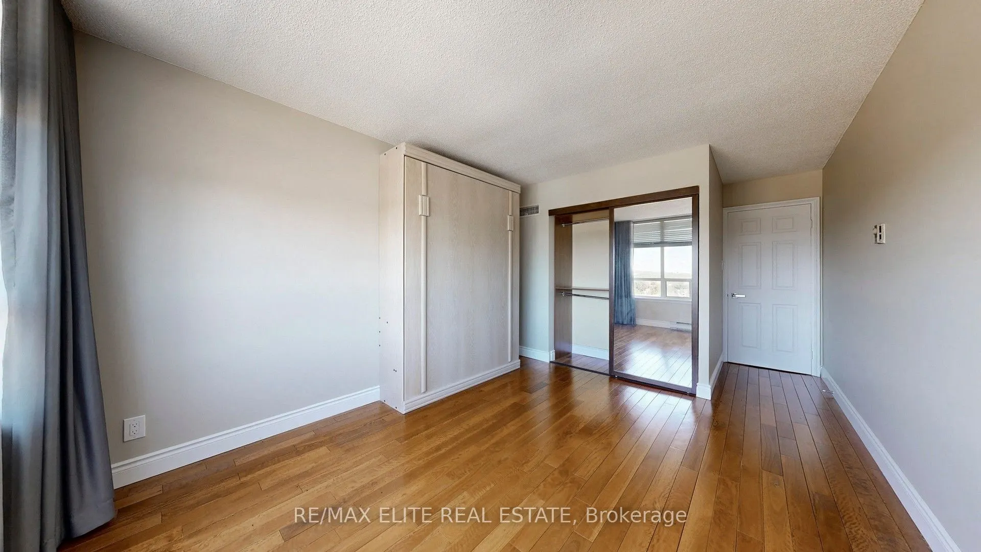 22 Clarissa Drive, #1409