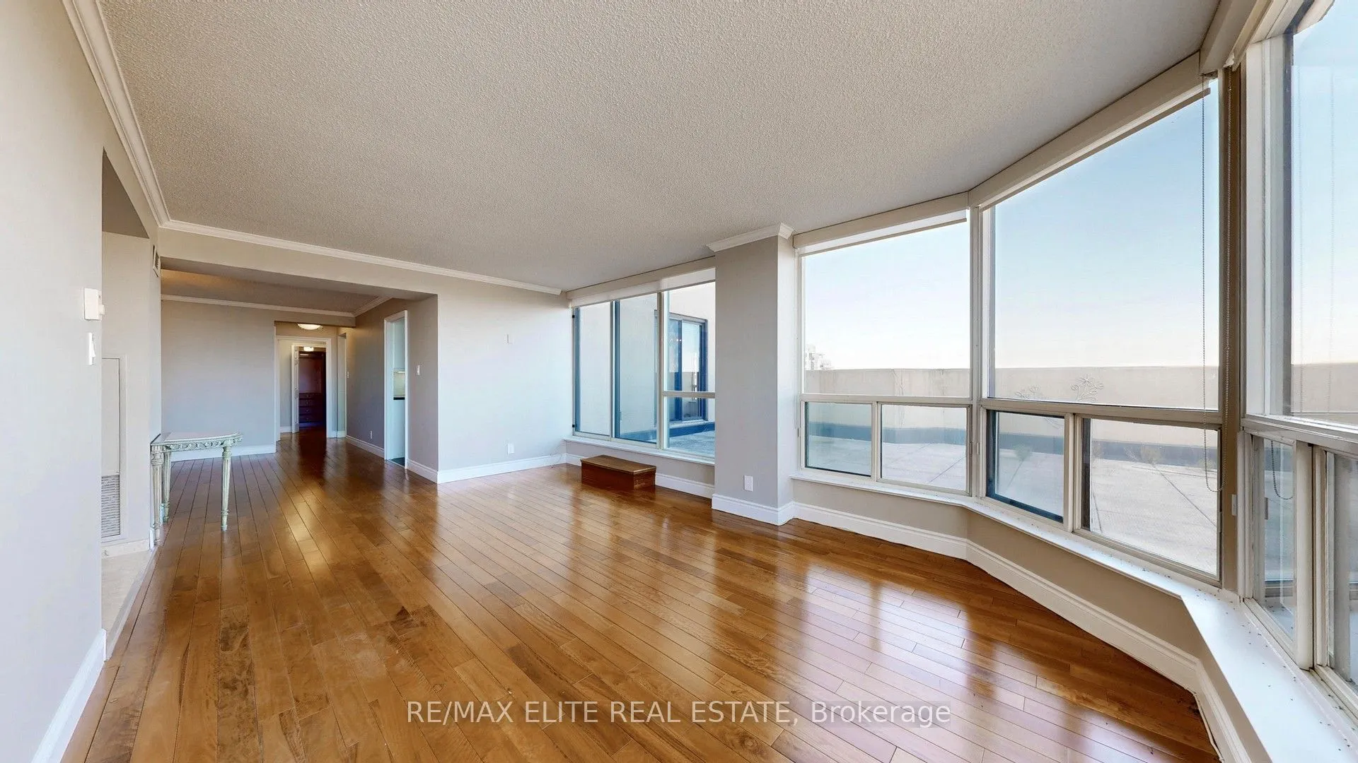 22 Clarissa Drive, #1409
