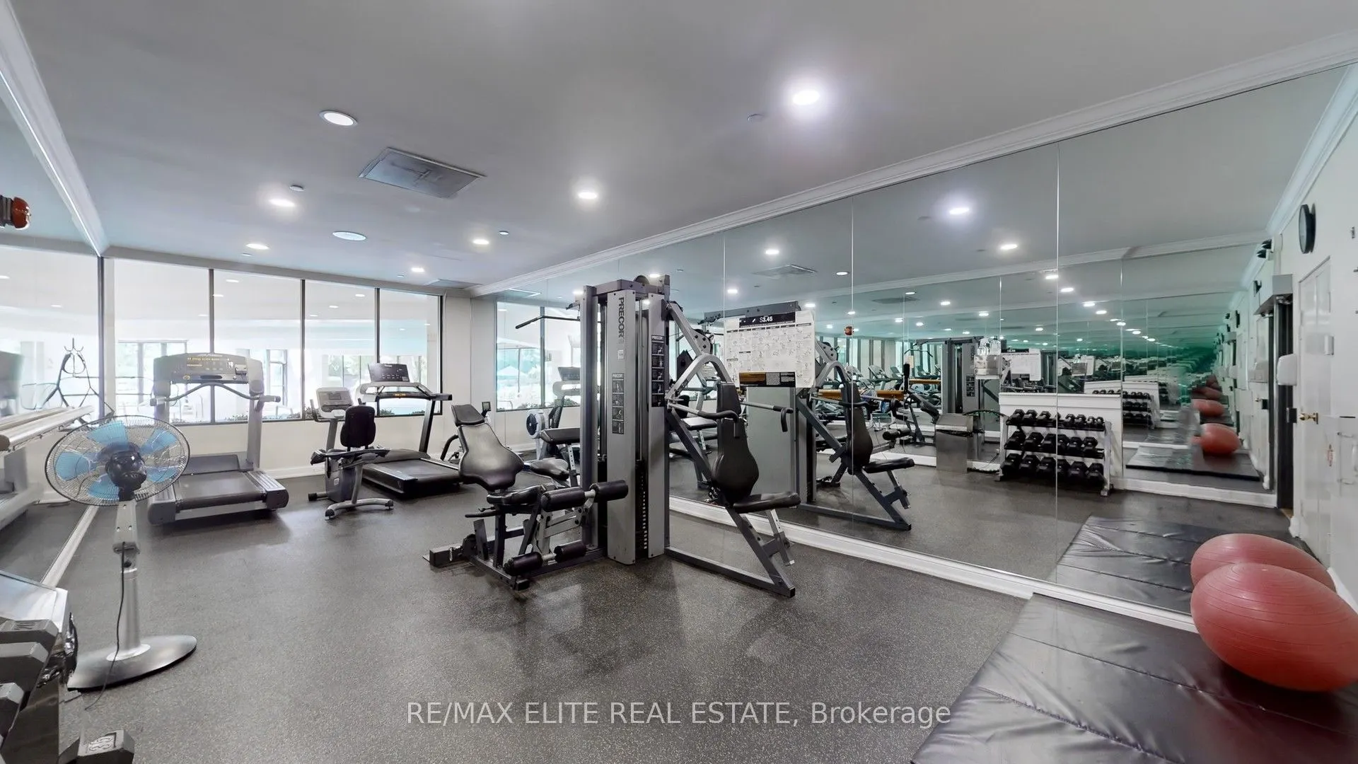 22 Clarissa Drive, #1409