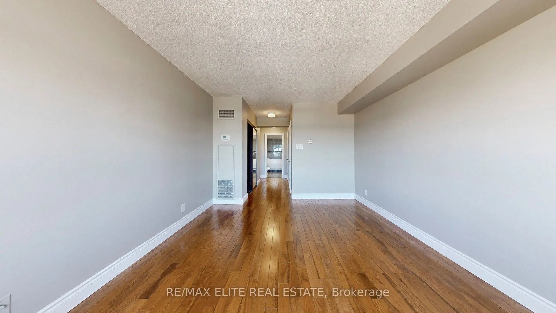 22 Clarissa Drive, #1409