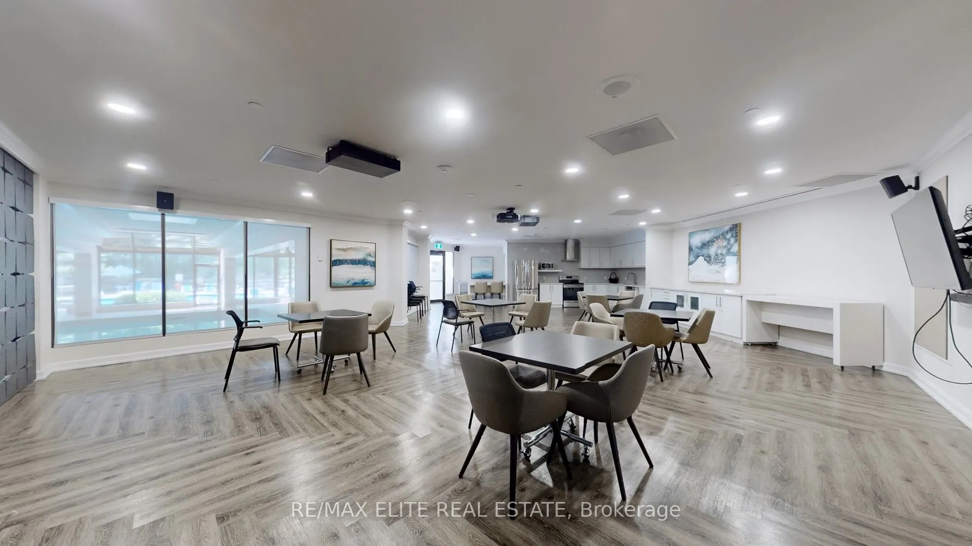22 Clarissa Drive, #1409