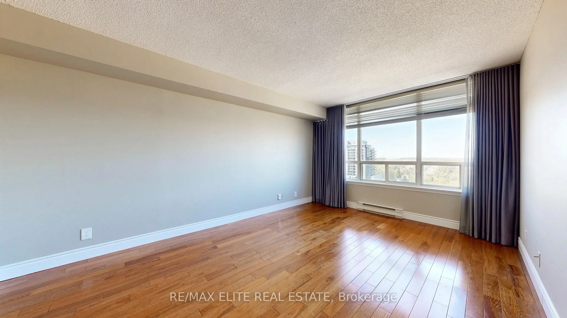 22 Clarissa Drive, #1409