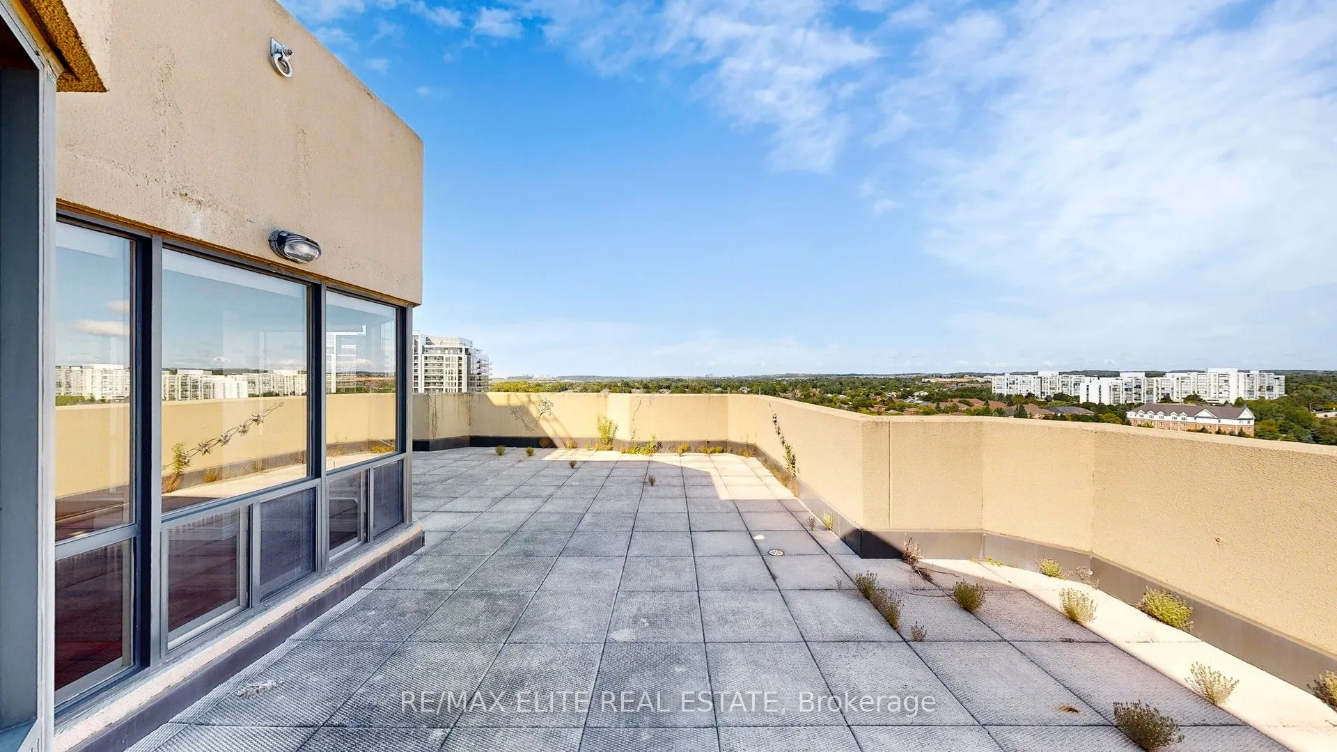 22 Clarissa Drive, #1409