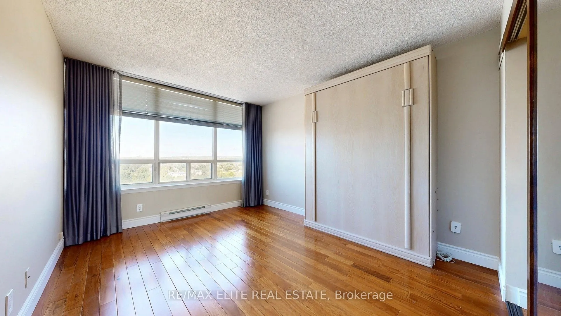 22 Clarissa Drive, #1409