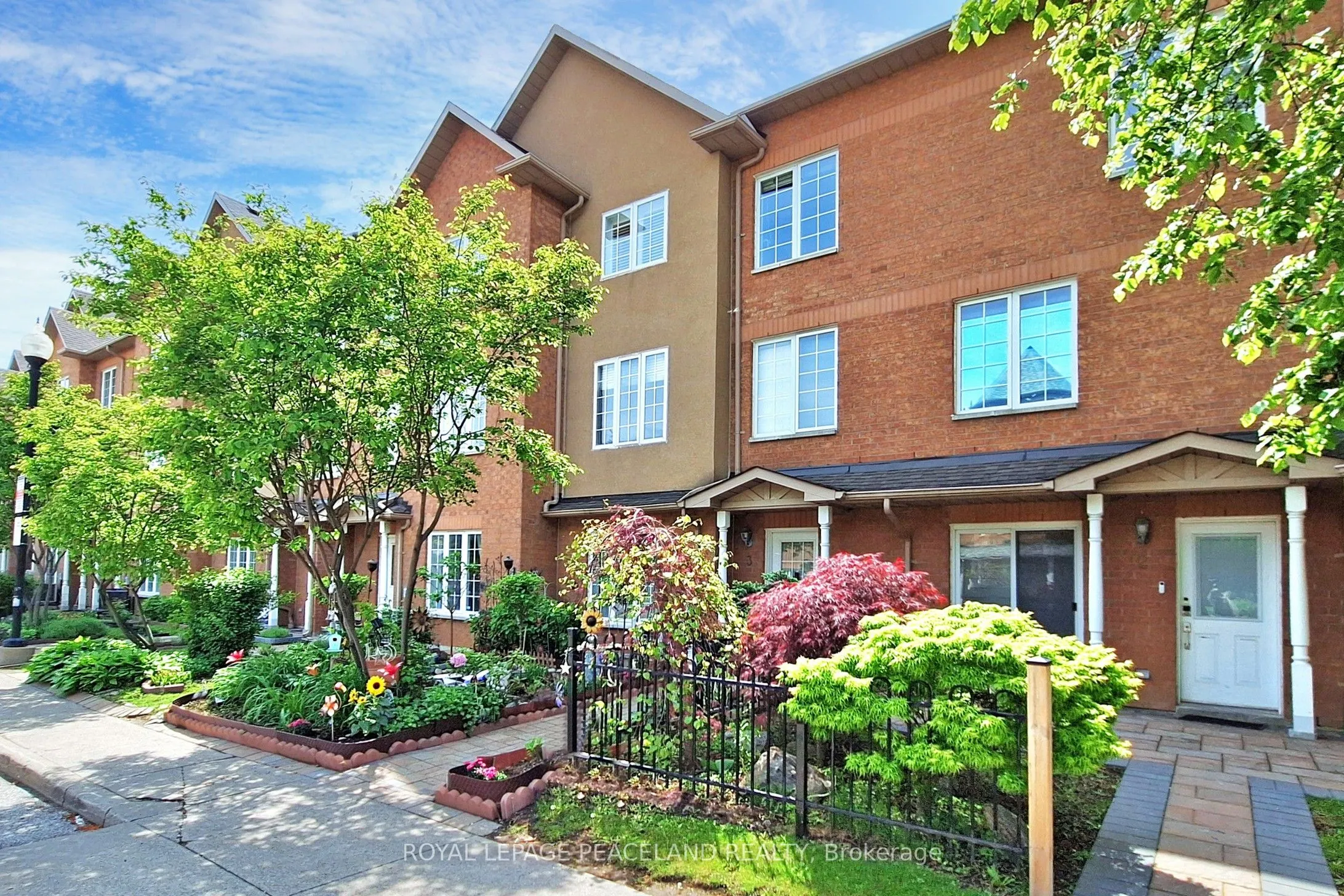 15 St Moritz Way, #3