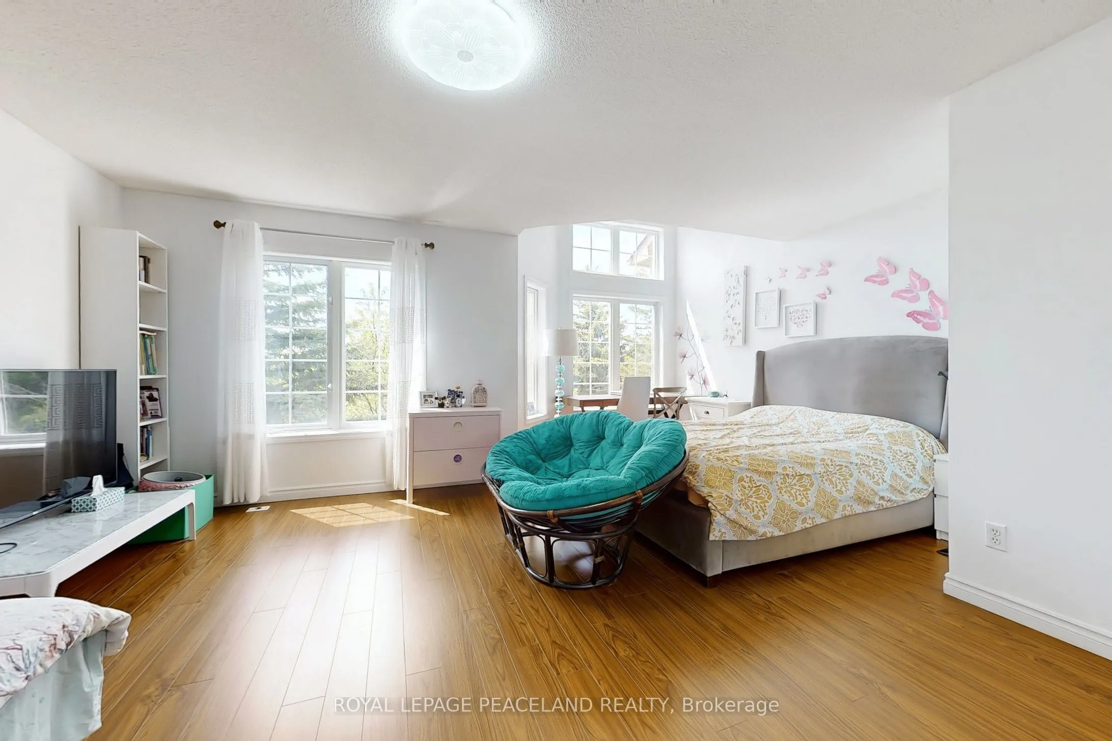 15 St Moritz Way, #3