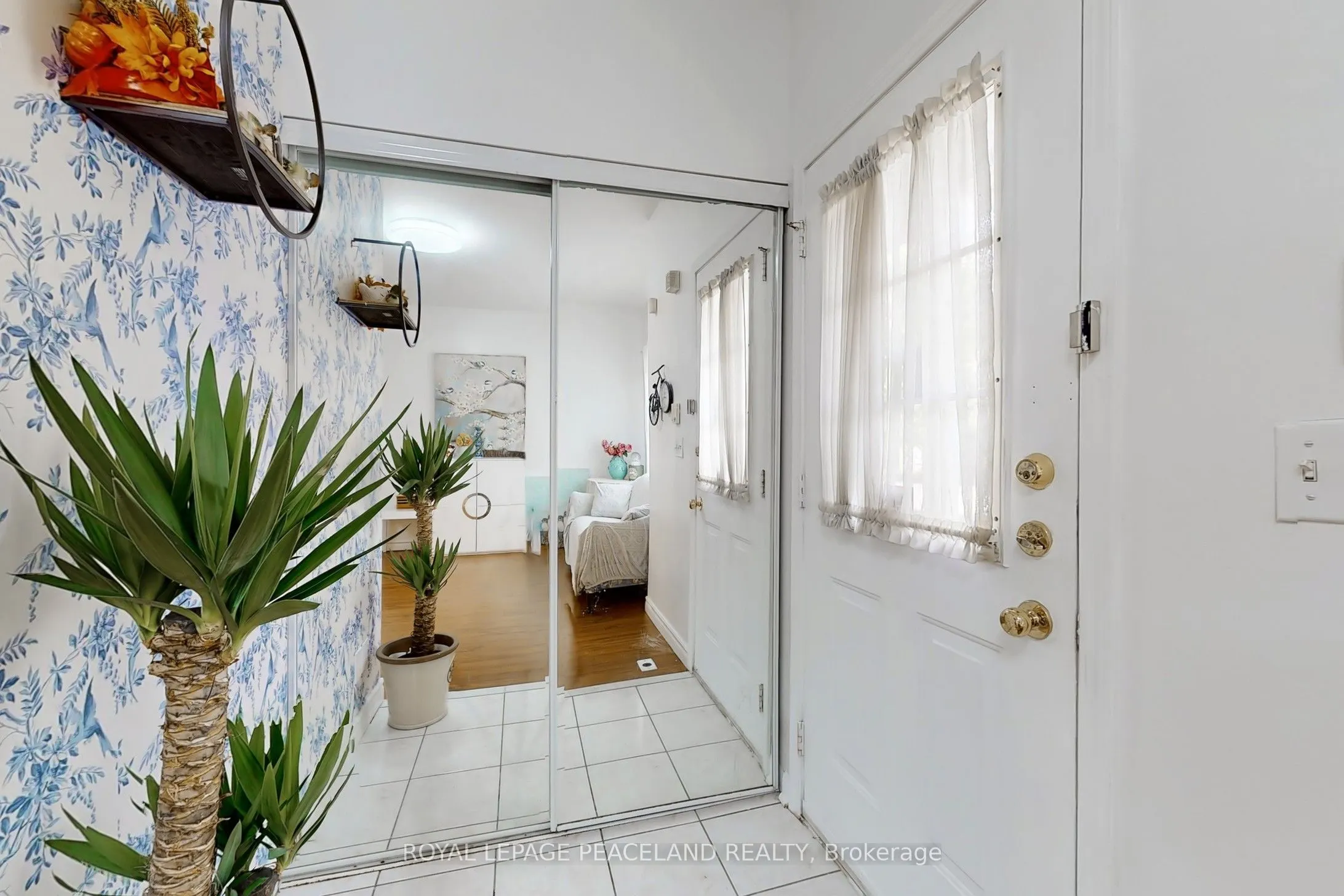 15 St Moritz Way, #3