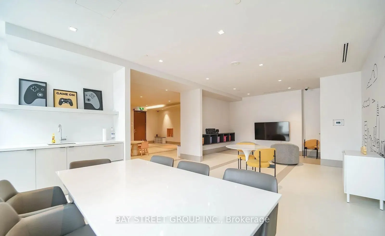 12 Gandhi Lane, #709
