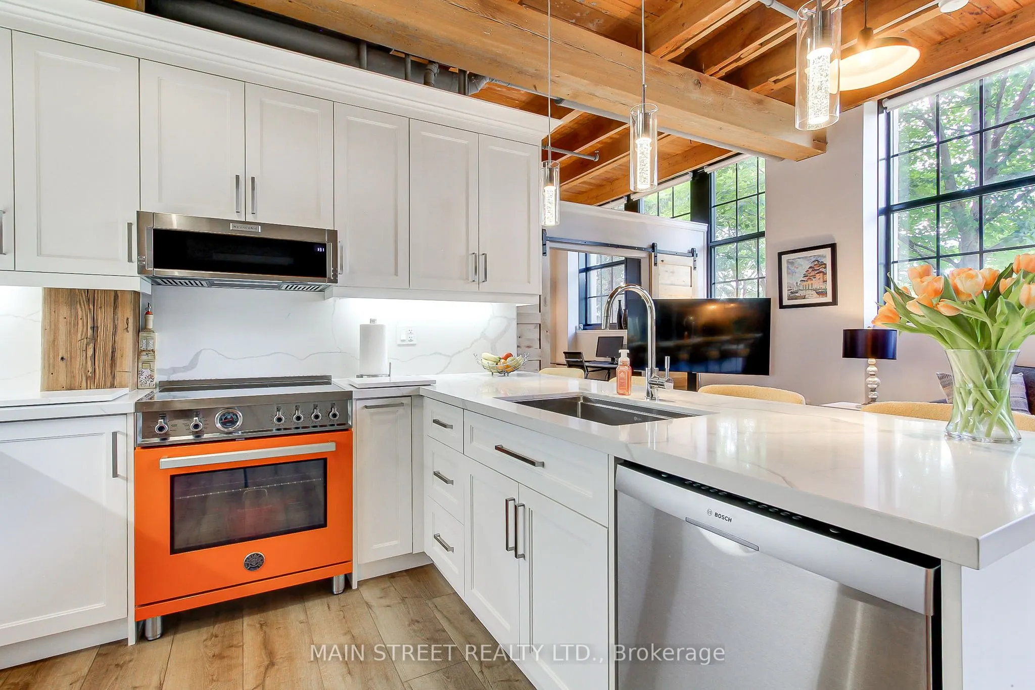 543 Timothy Street, #107