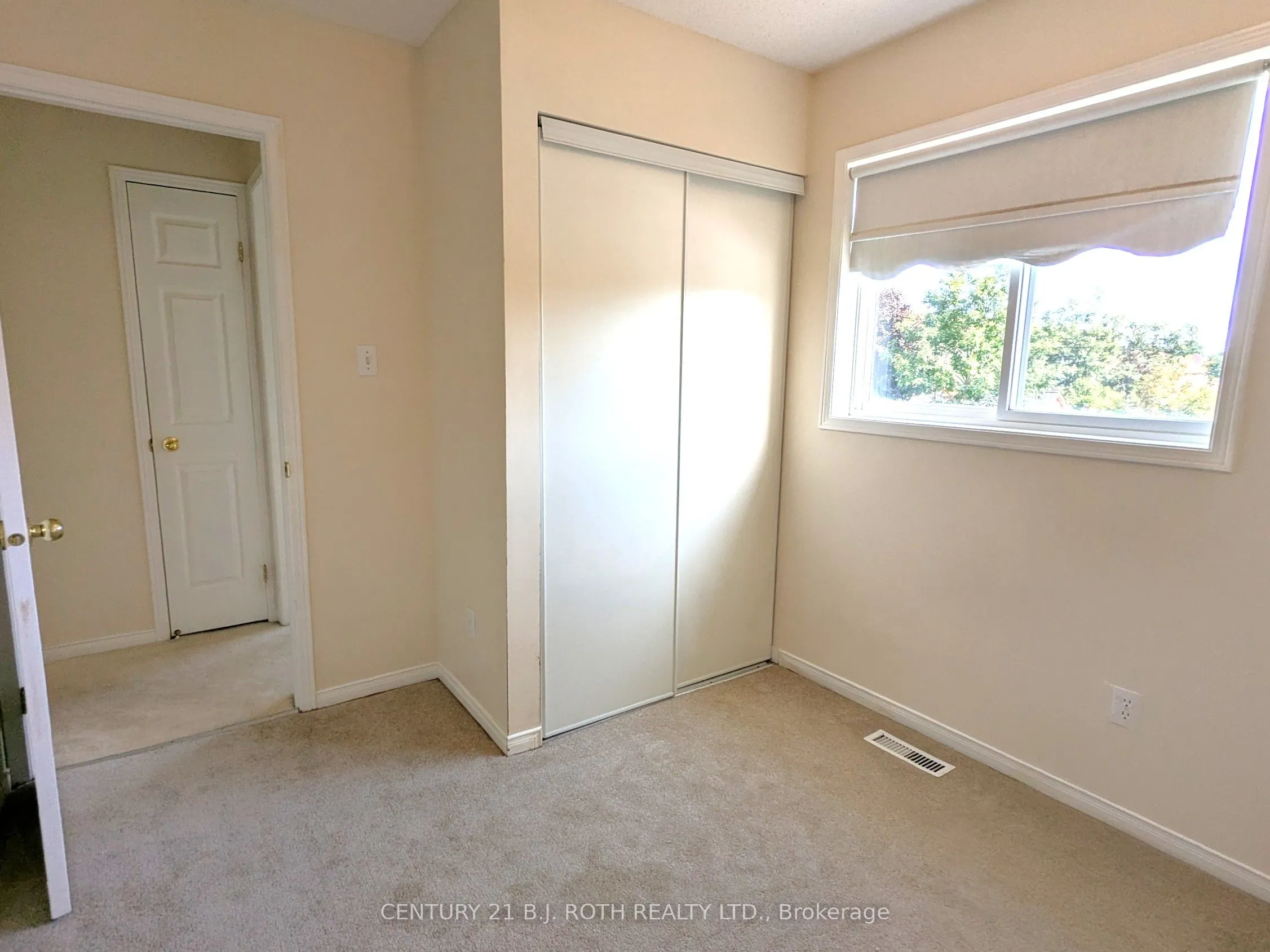 1122 KENSINGTON Street