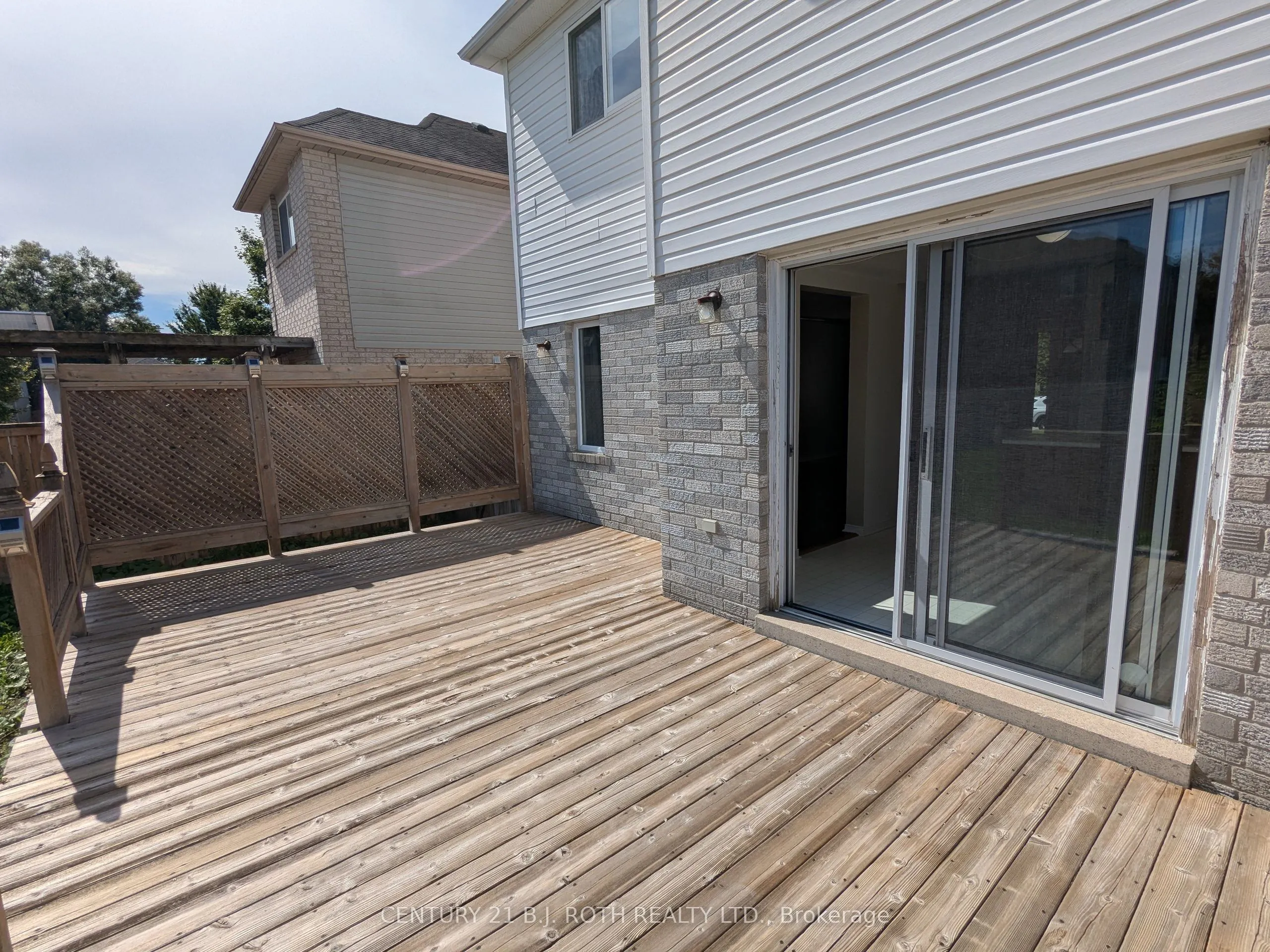 1122 KENSINGTON Street
