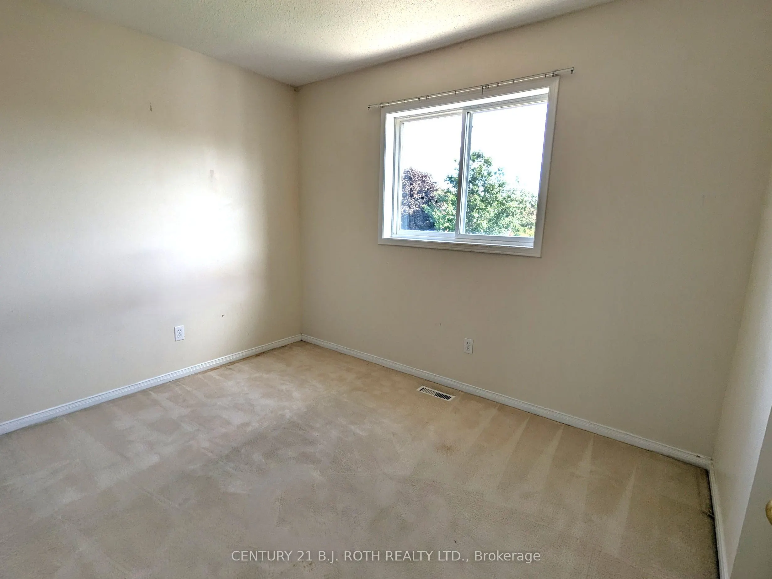 1122 KENSINGTON Street