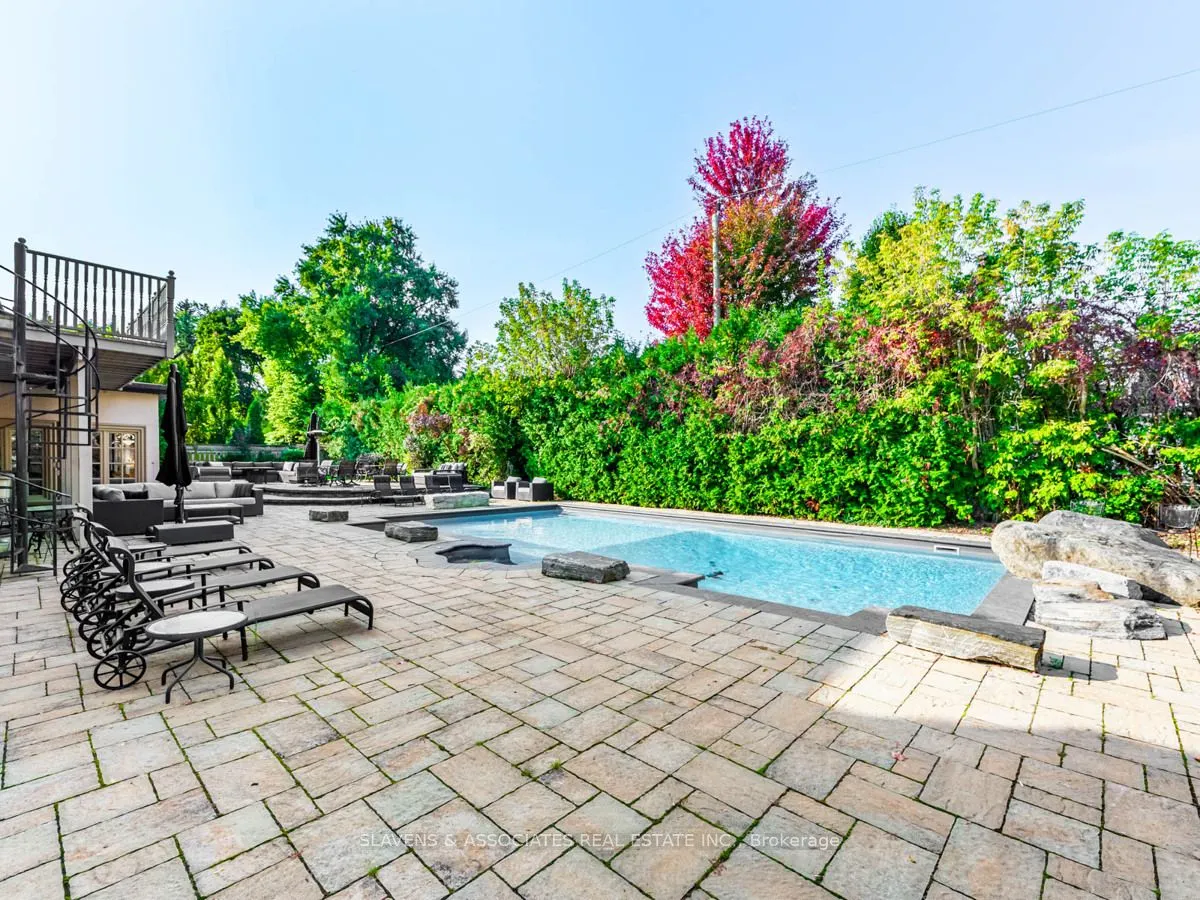 18 Hammok Crescent