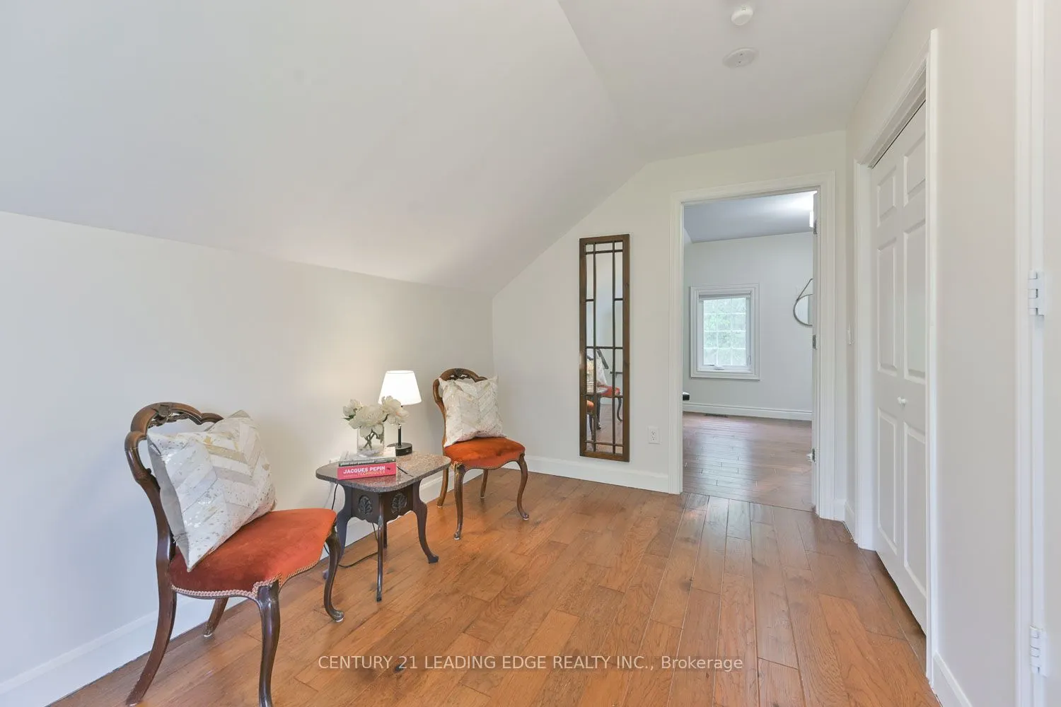 5845 Aurora Road