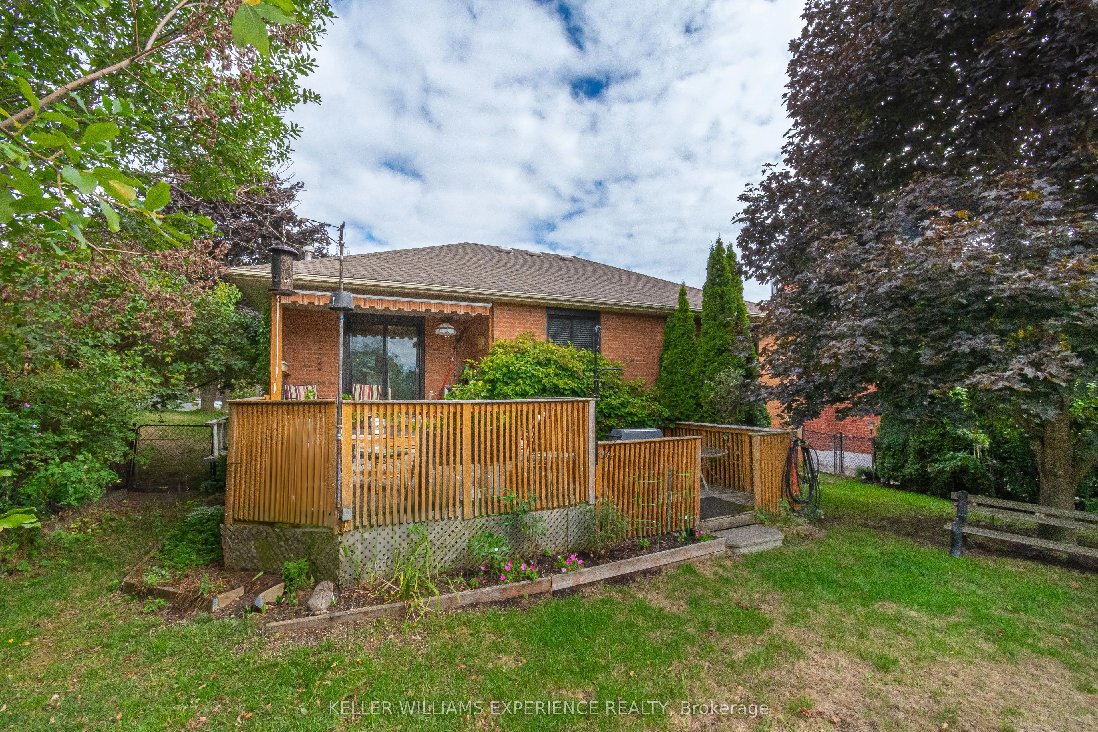 1053 Westmount Avenue