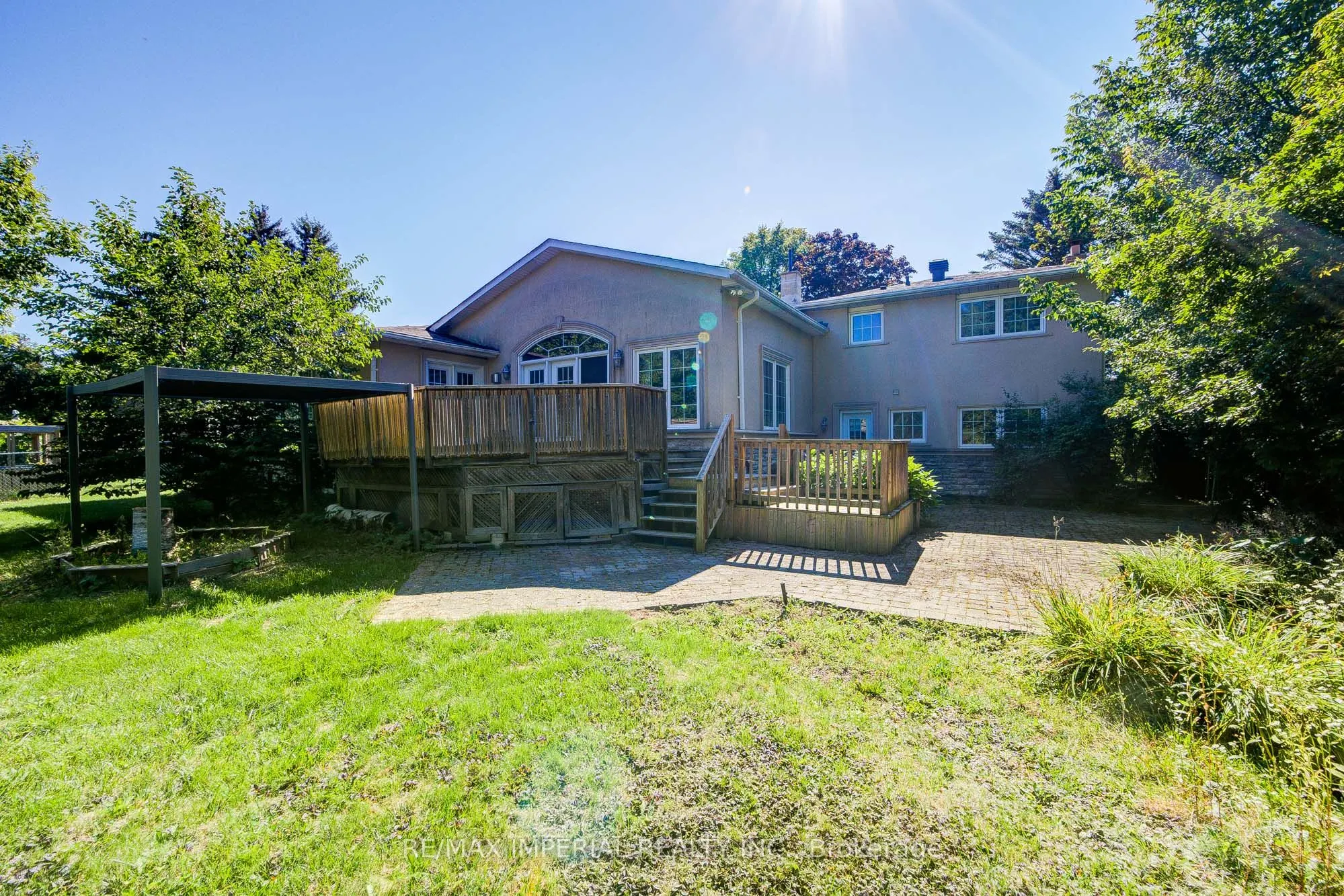 20 Blackforest Drive
