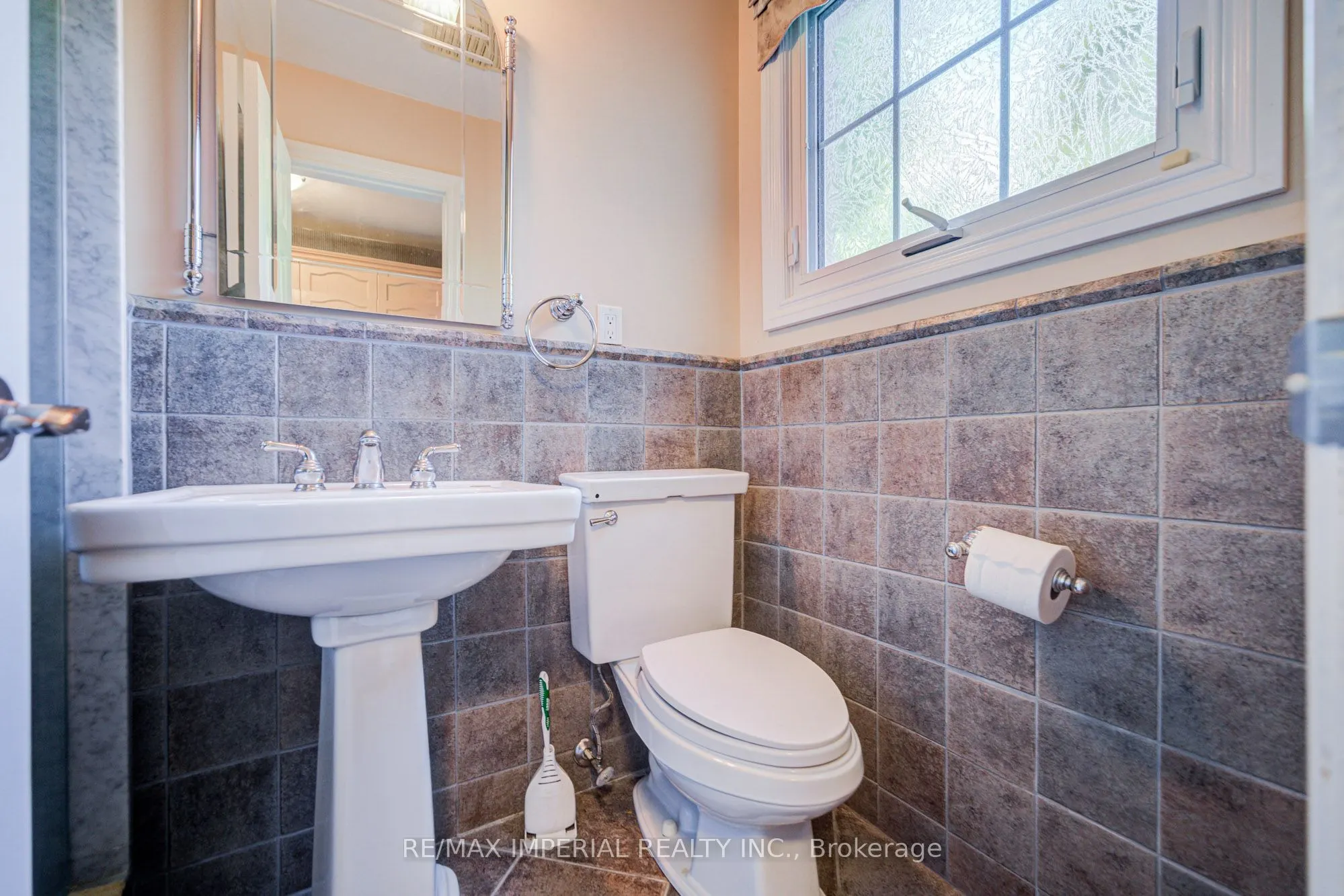 20 Blackforest Drive