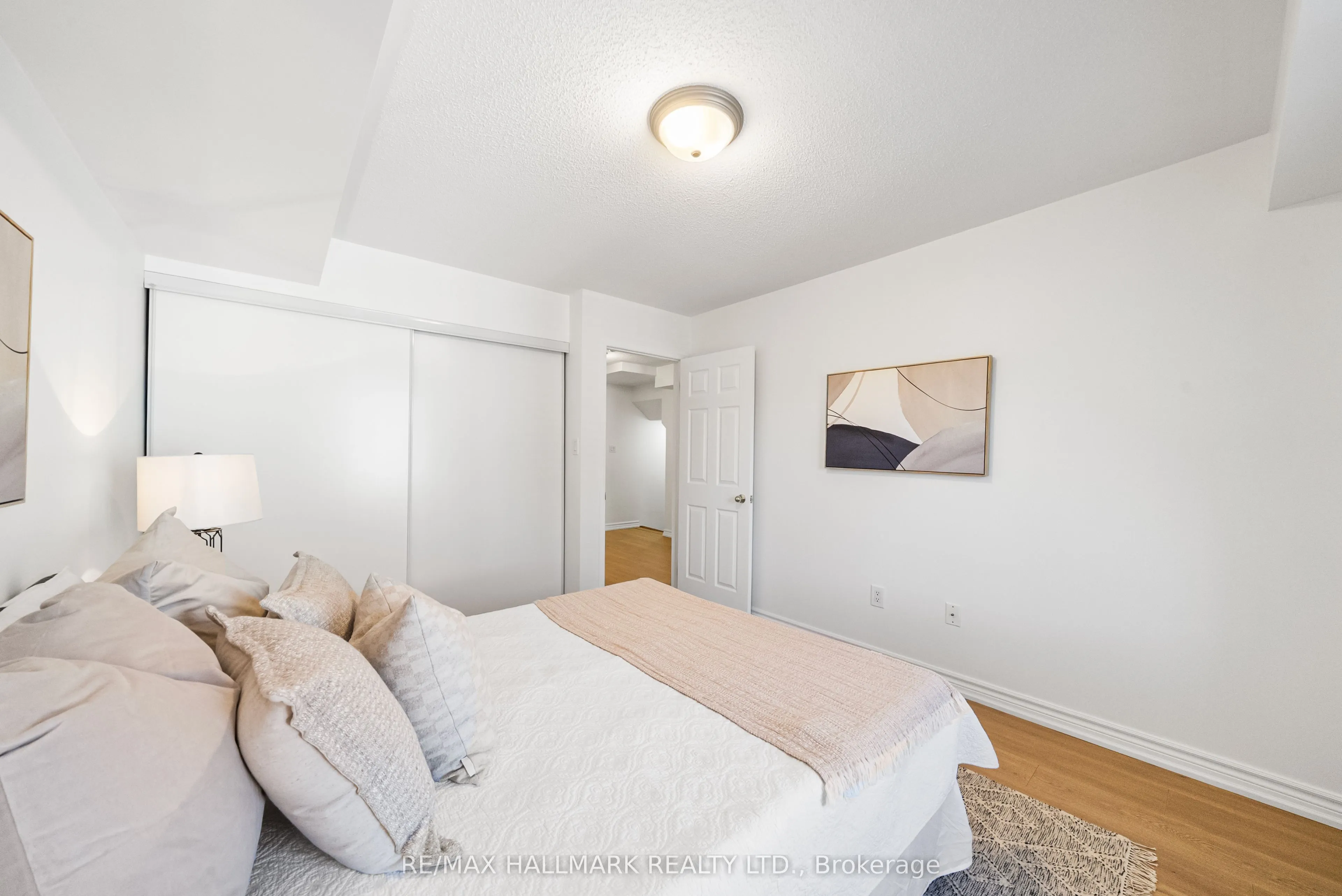 308 John Street, #213