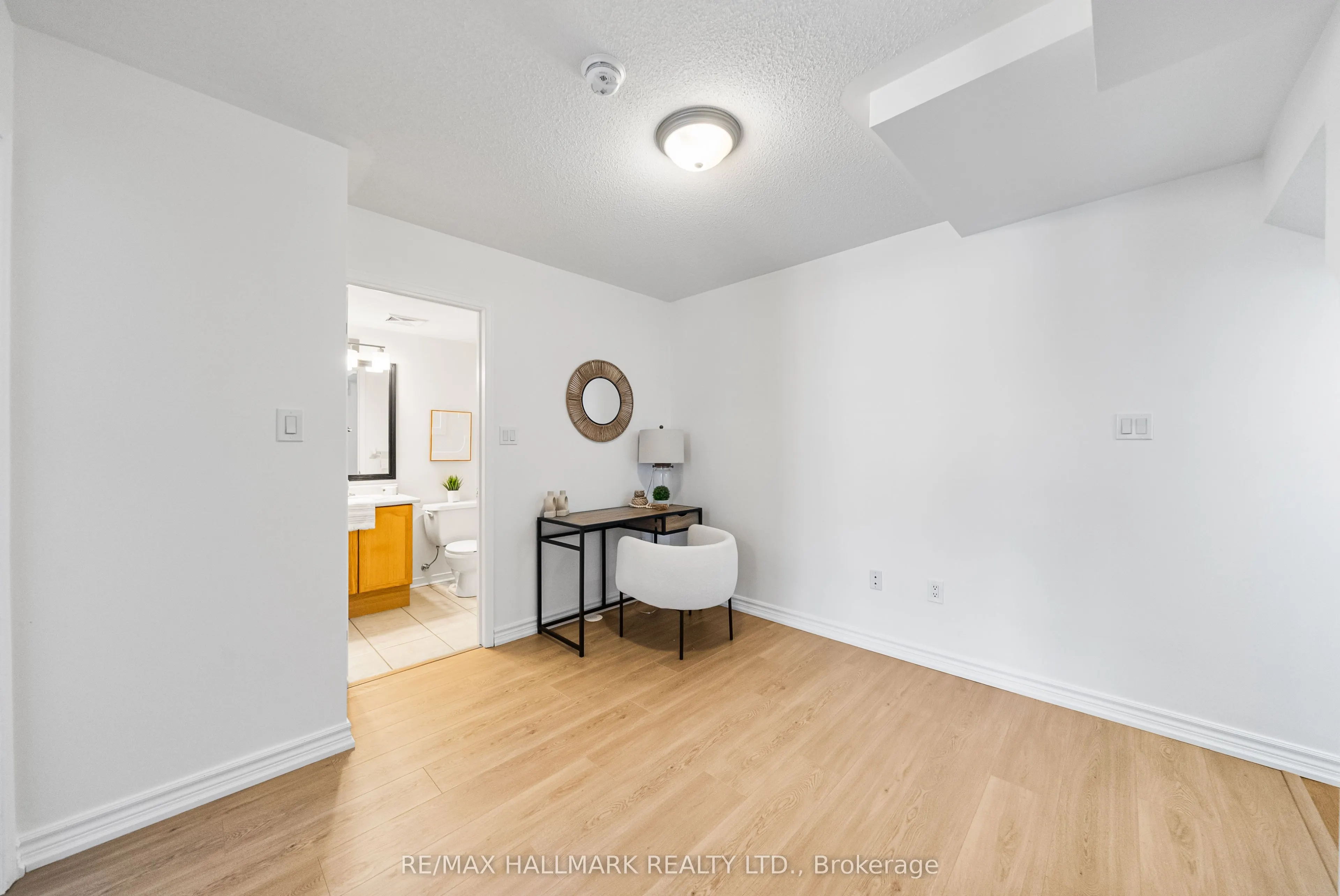308 John Street, #213