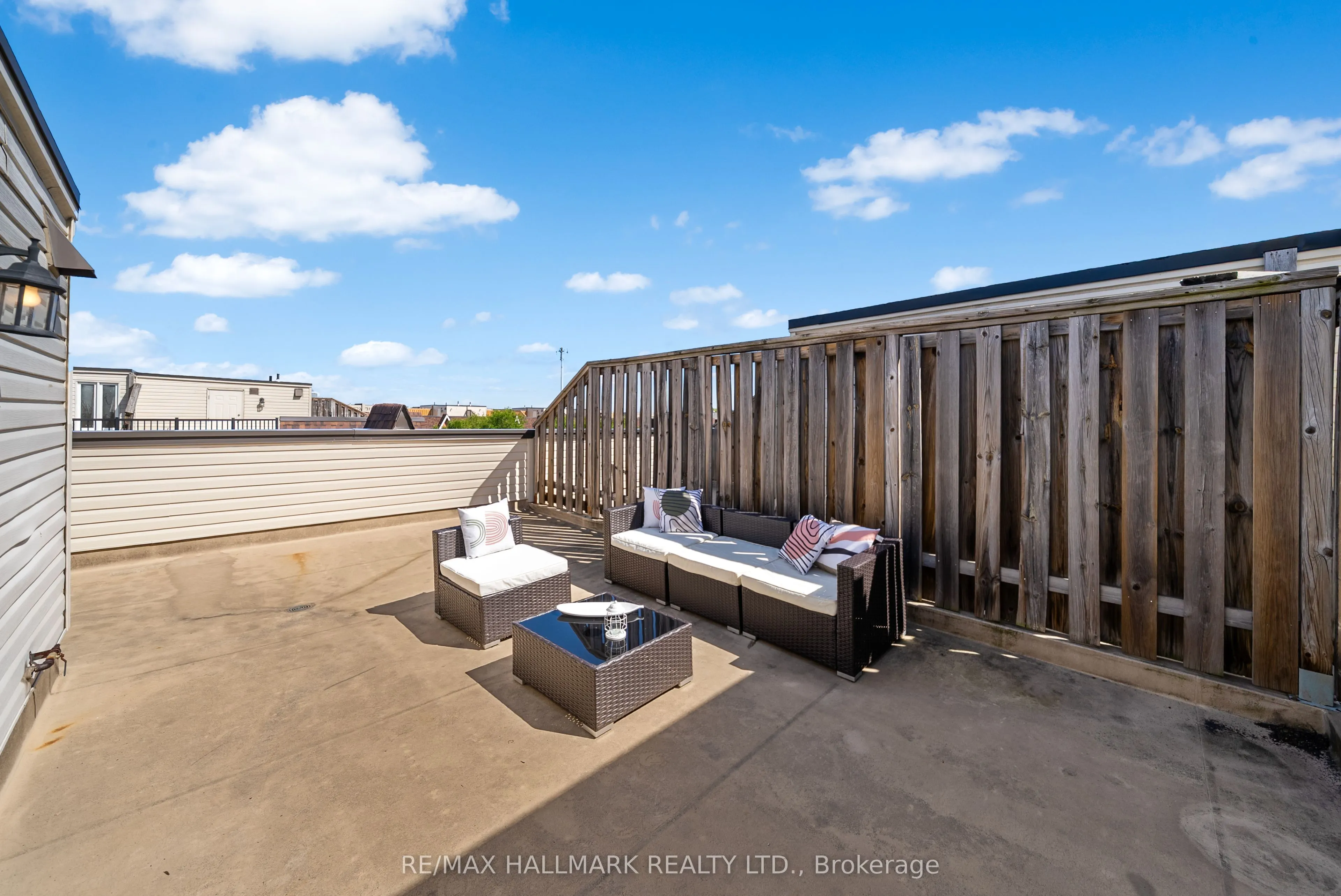 308 John Street, #213