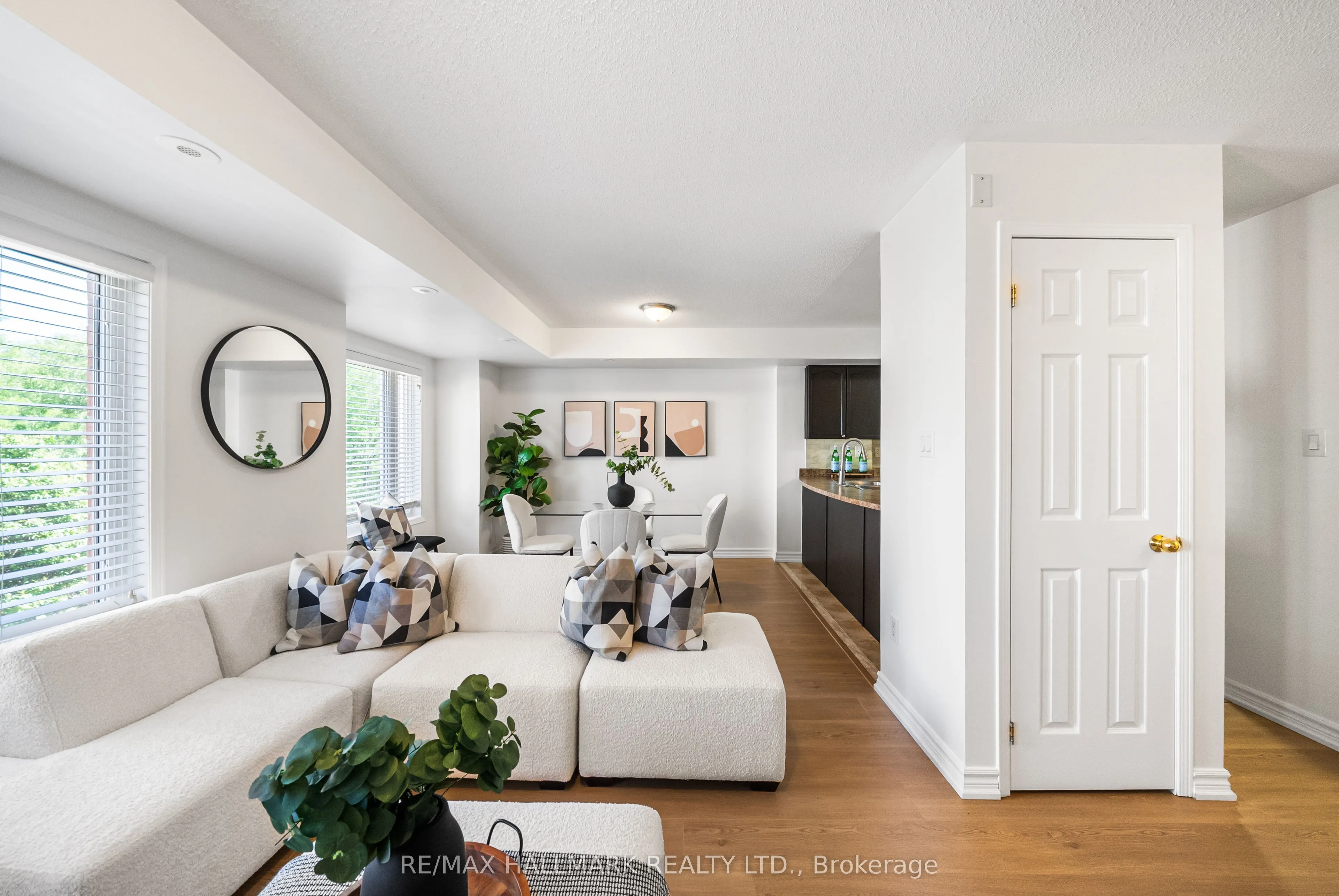 308 John Street, #213