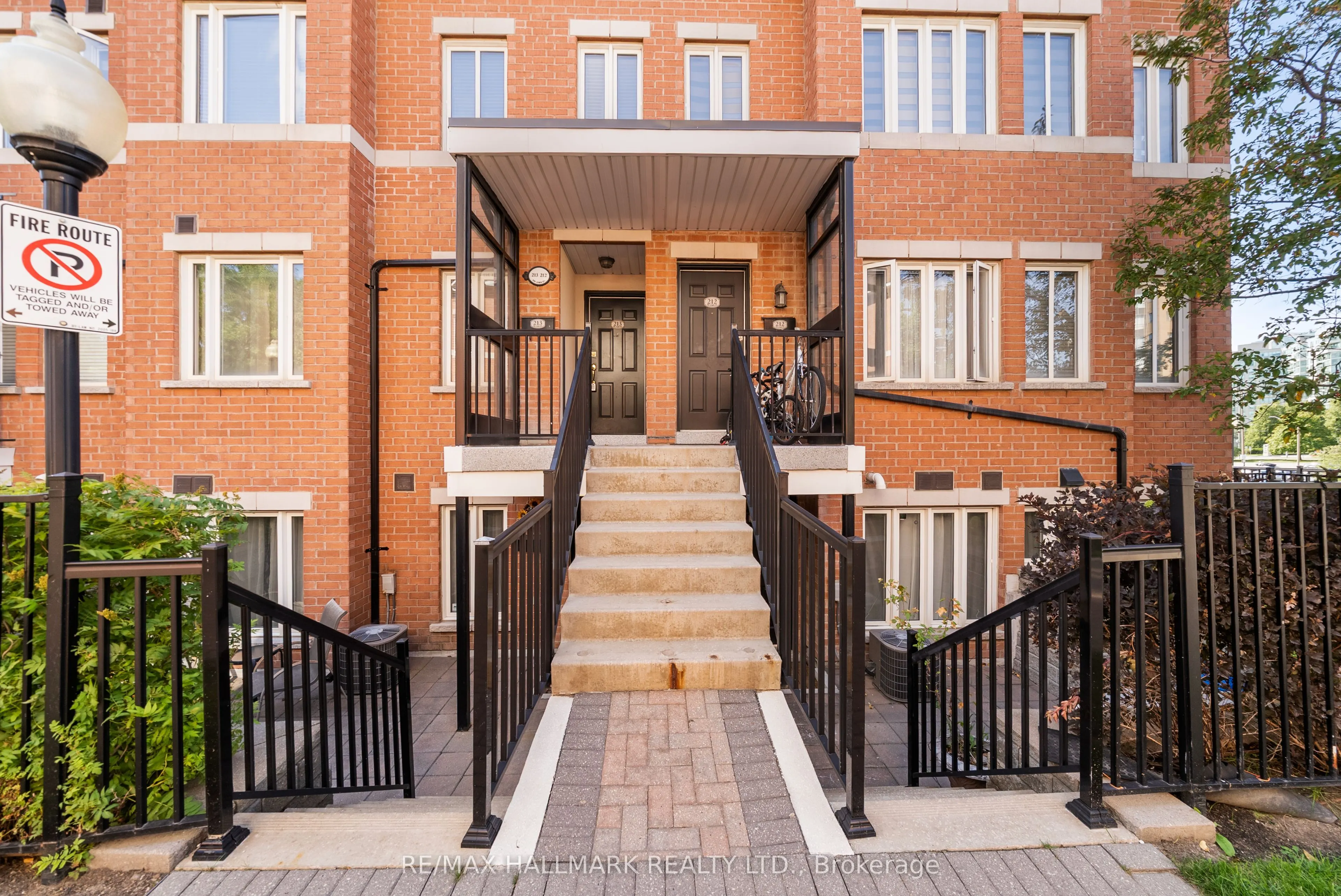308 John Street, #213
