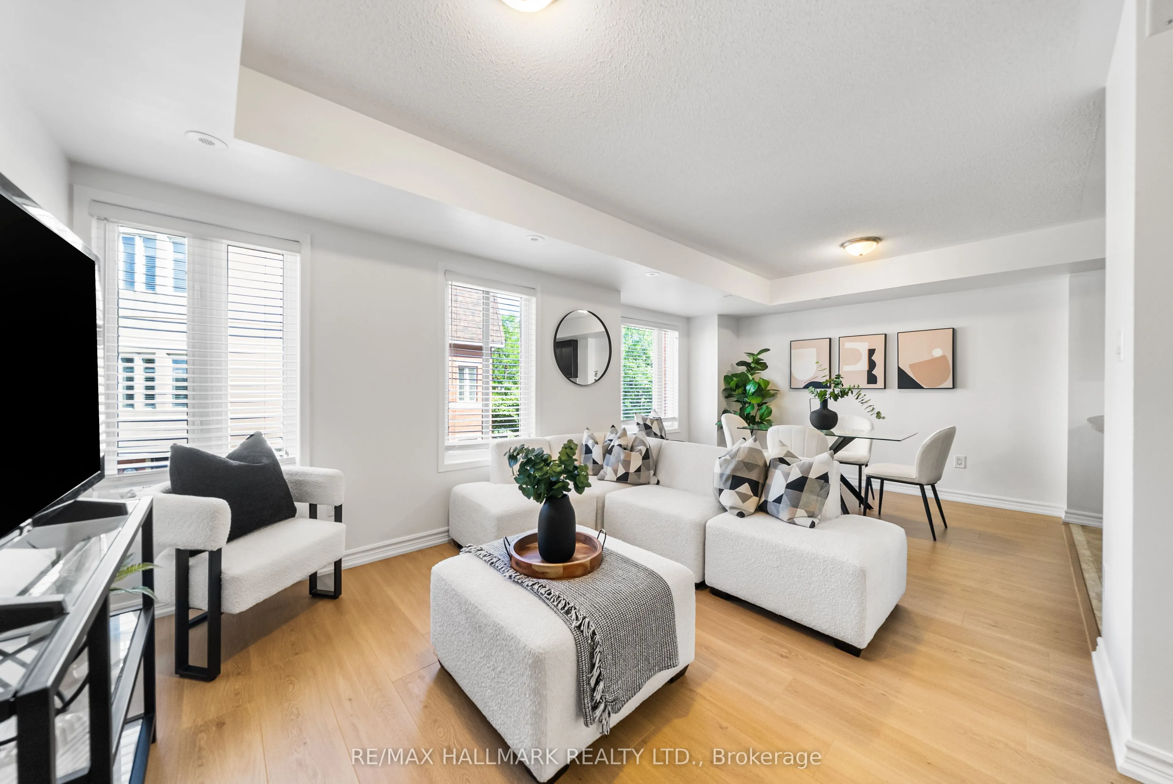 308 John Street, #213