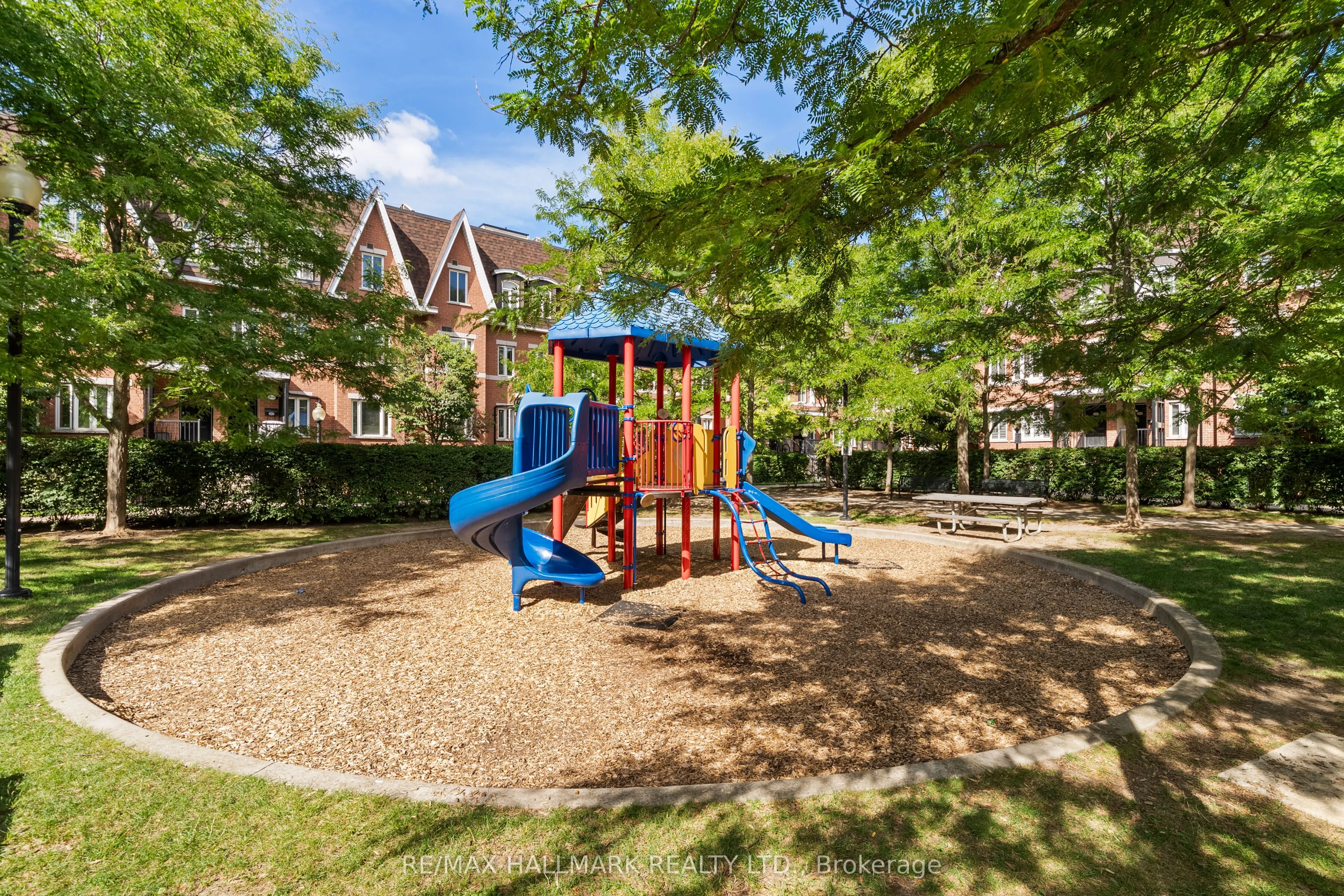 308 John Street, #213