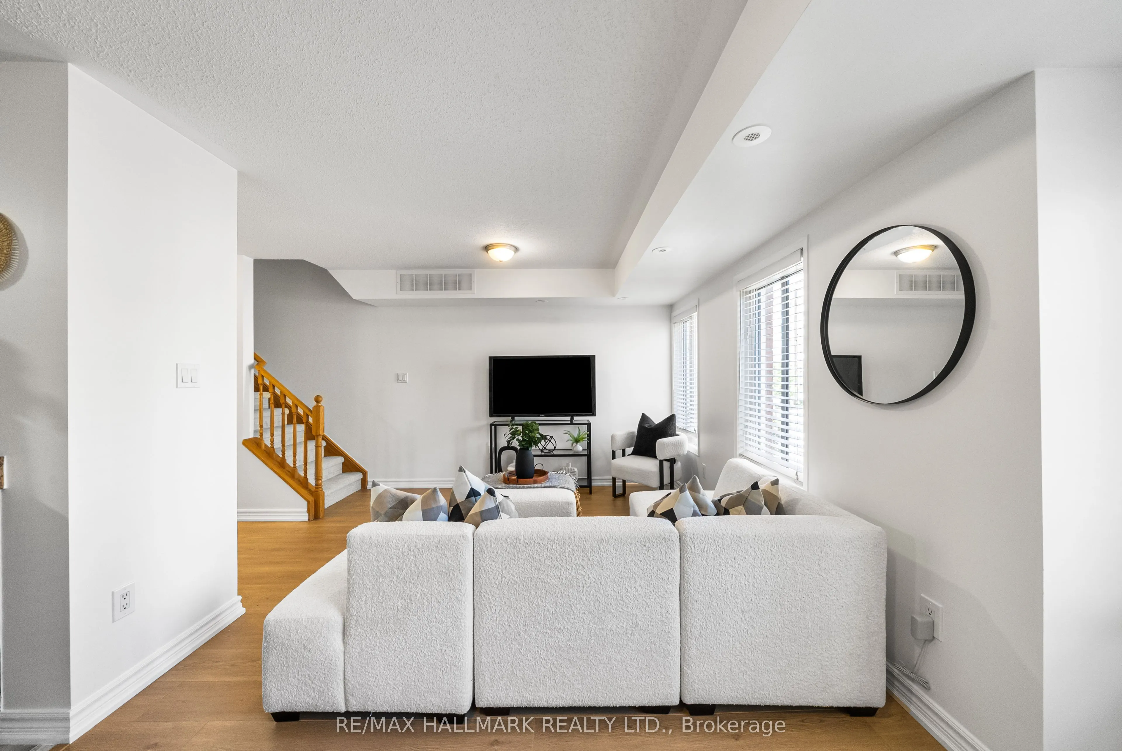 308 John Street, #213