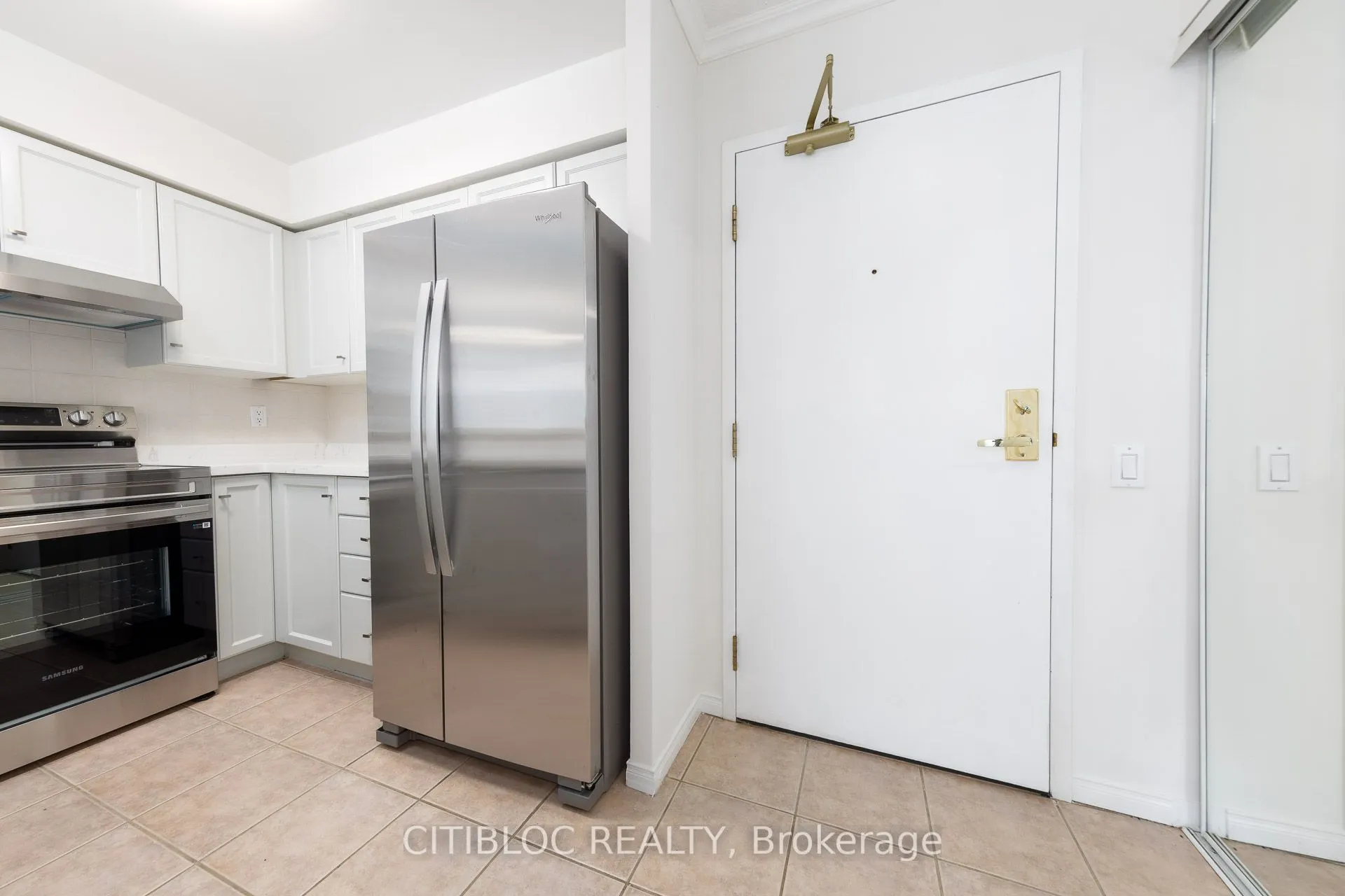 1 Emerald Lane, #508