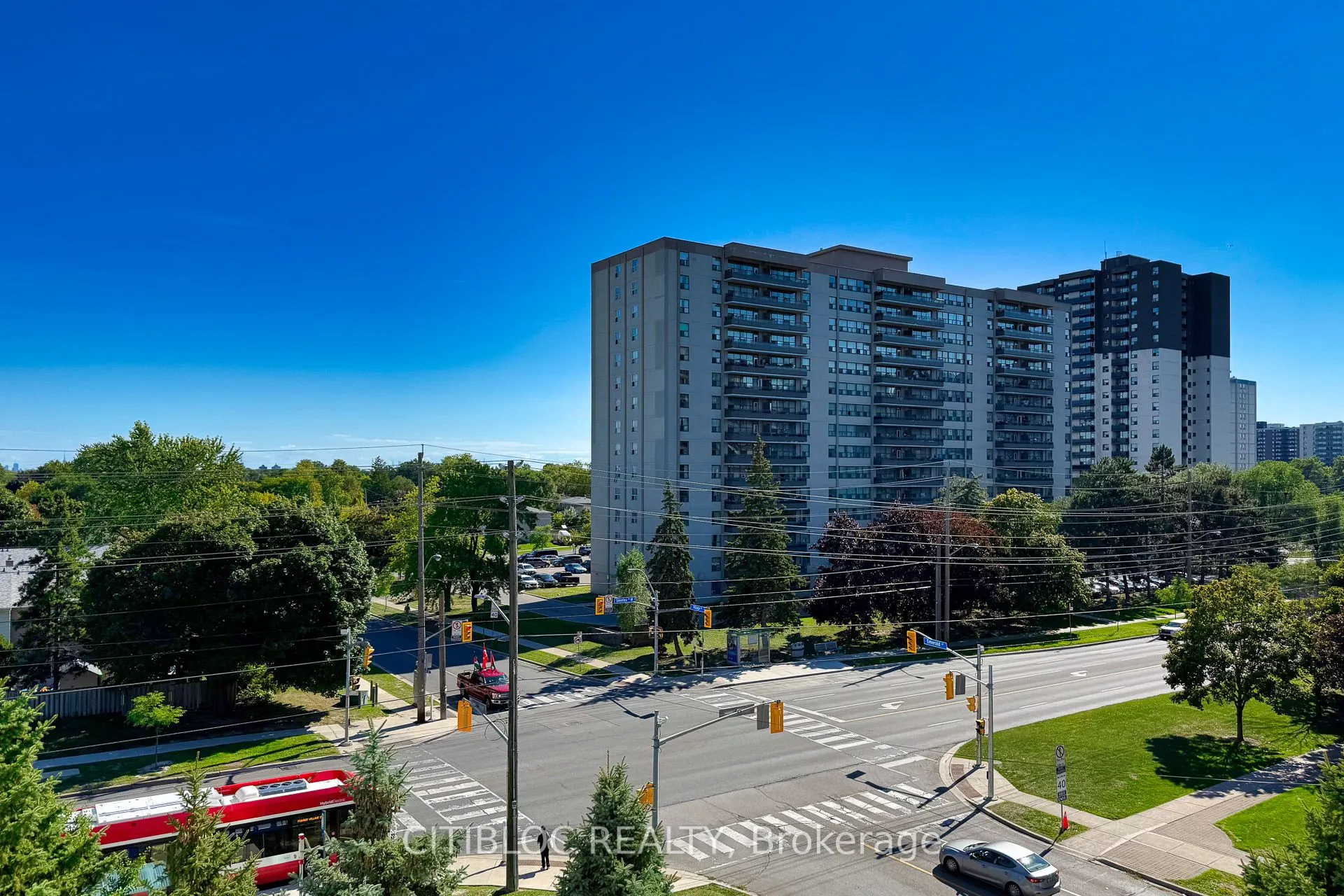 1 Emerald Lane, #508