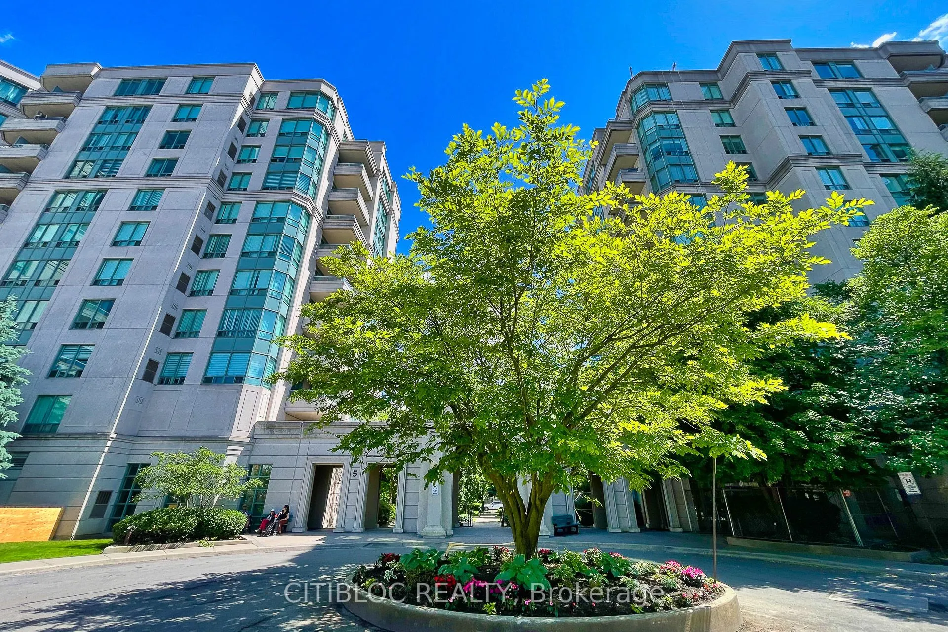 1 Emerald Lane, #508