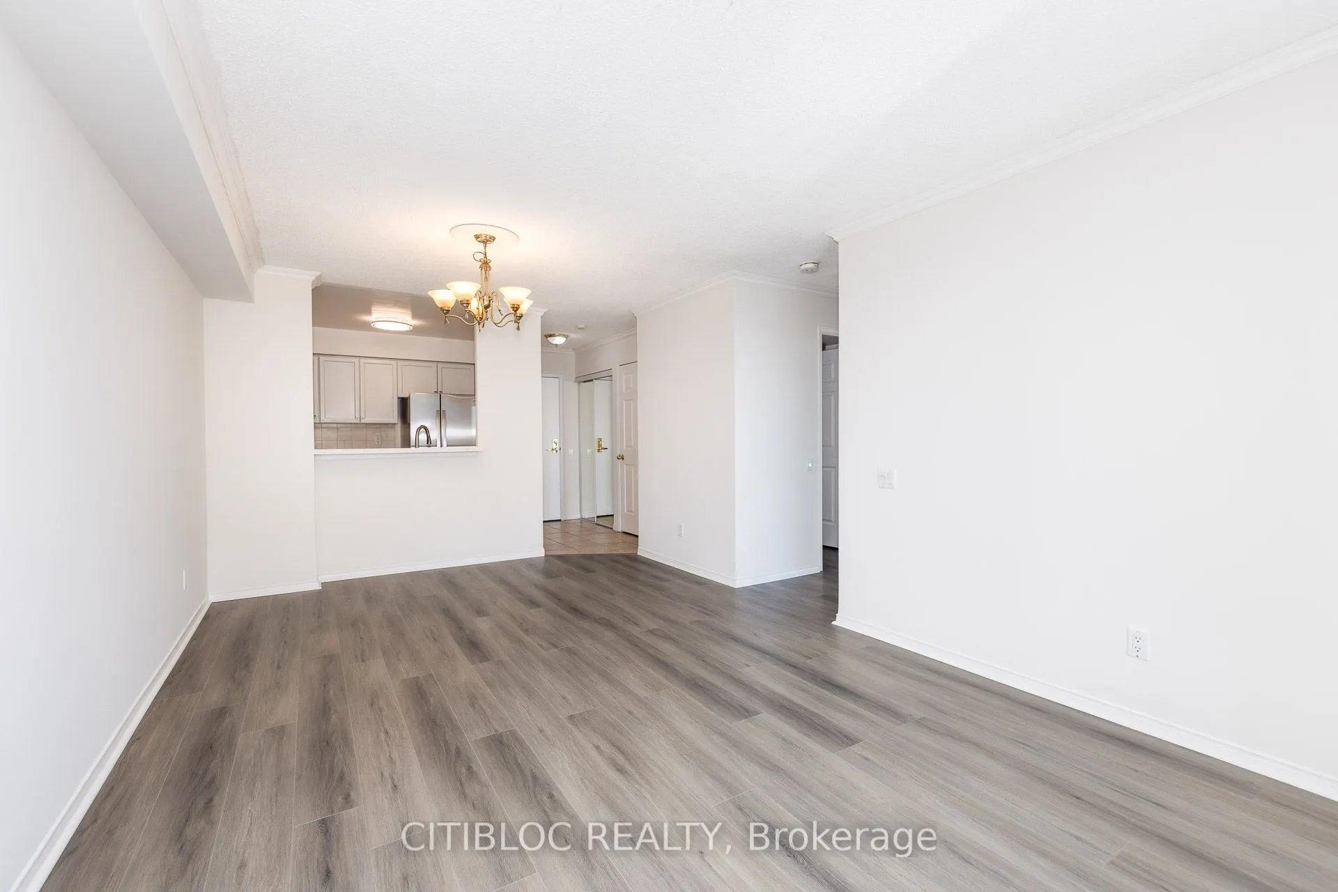 1 Emerald Lane, #508