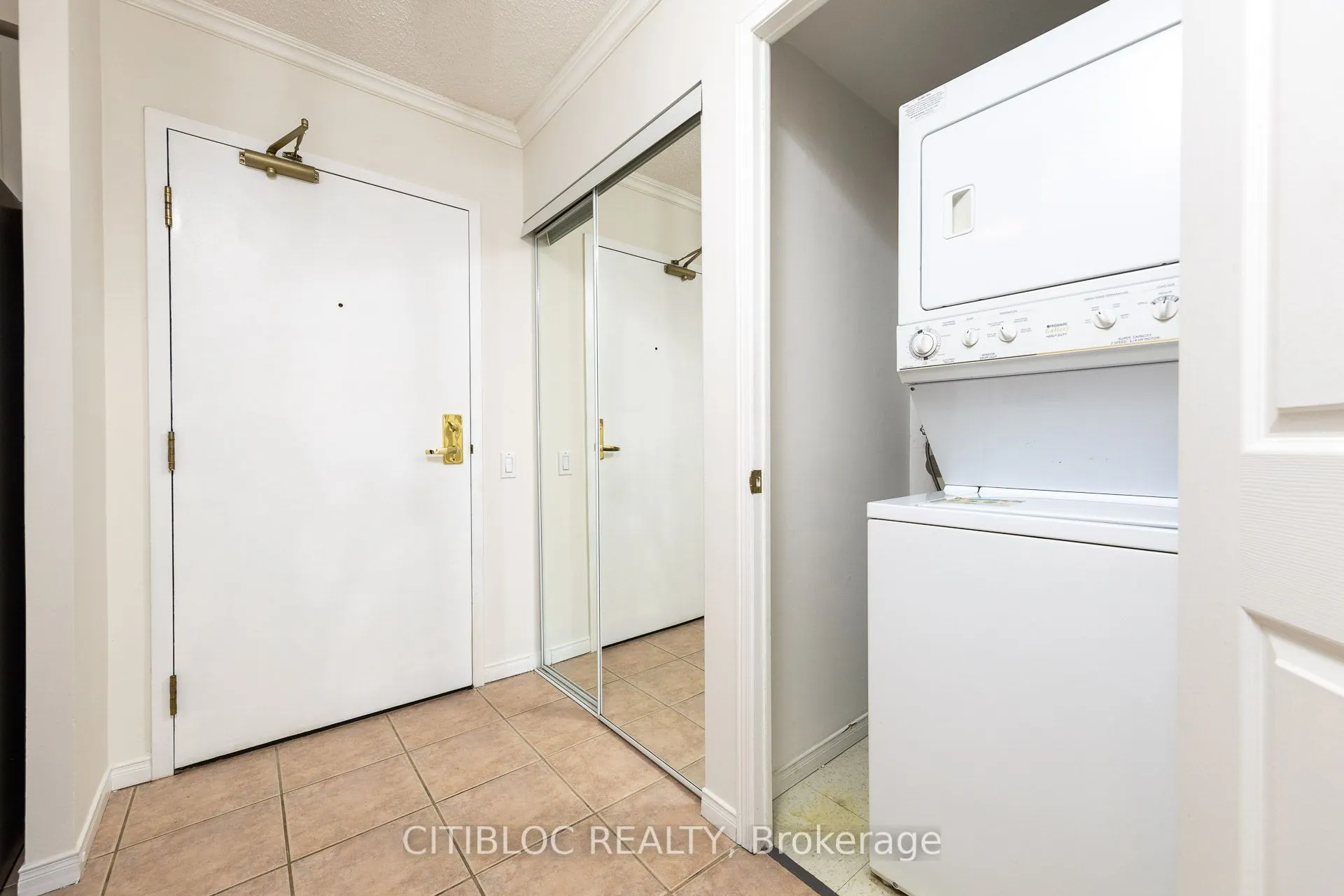 1 Emerald Lane, #508