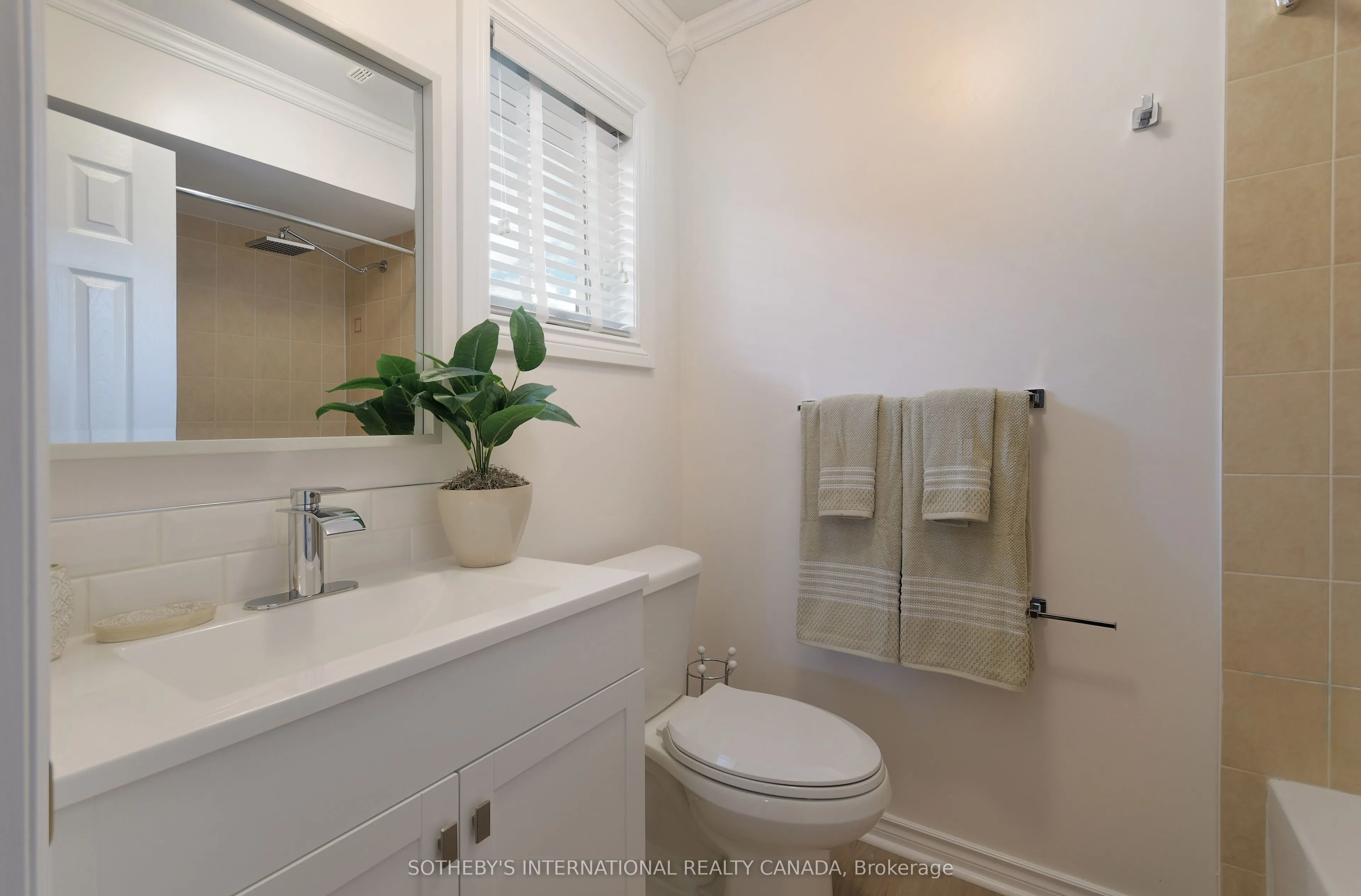 52 Monteith Crescent