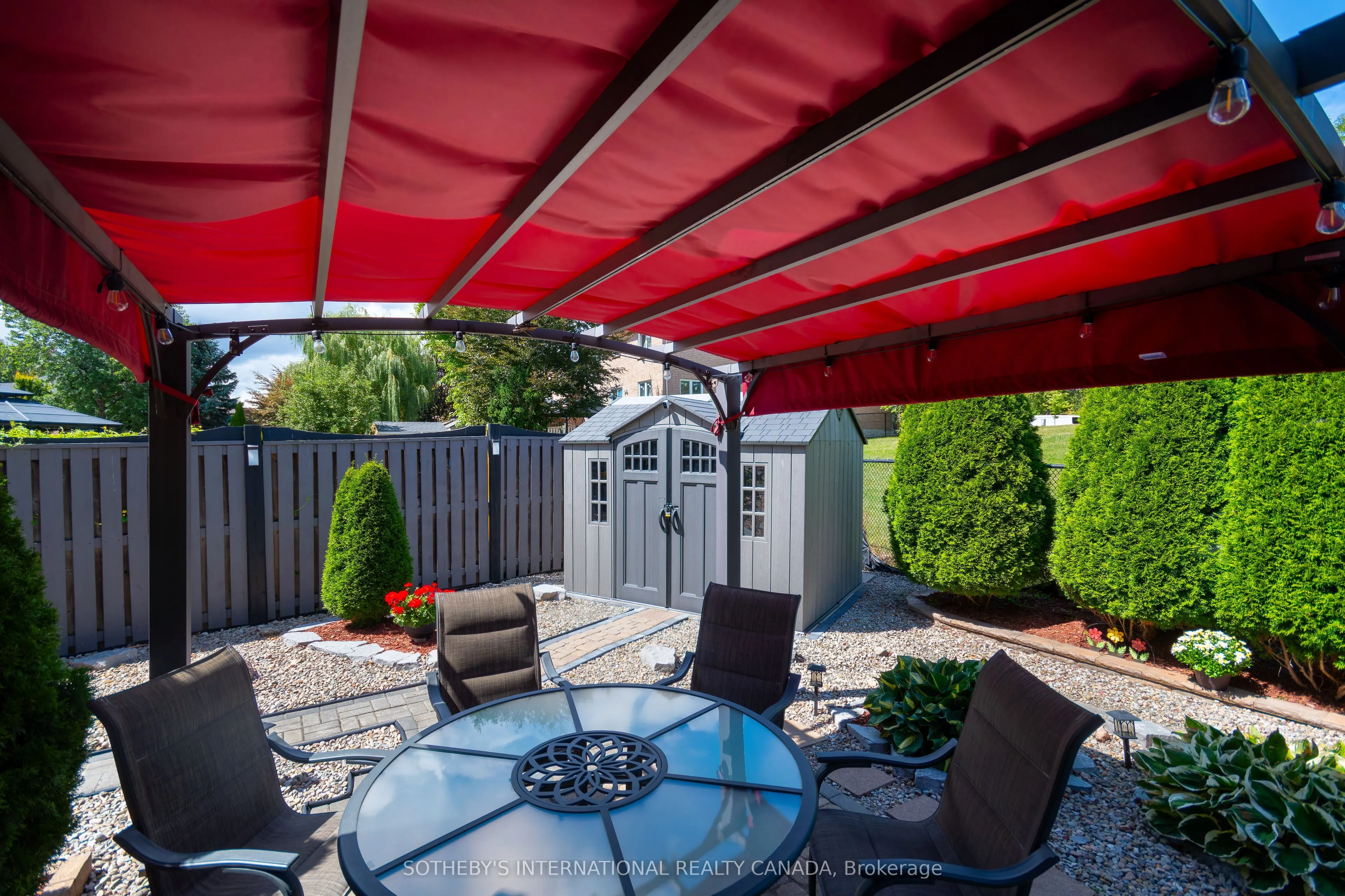 52 Monteith Crescent