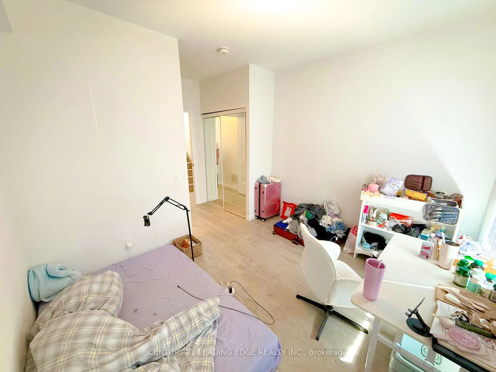 1050 Portage Parkway, #39