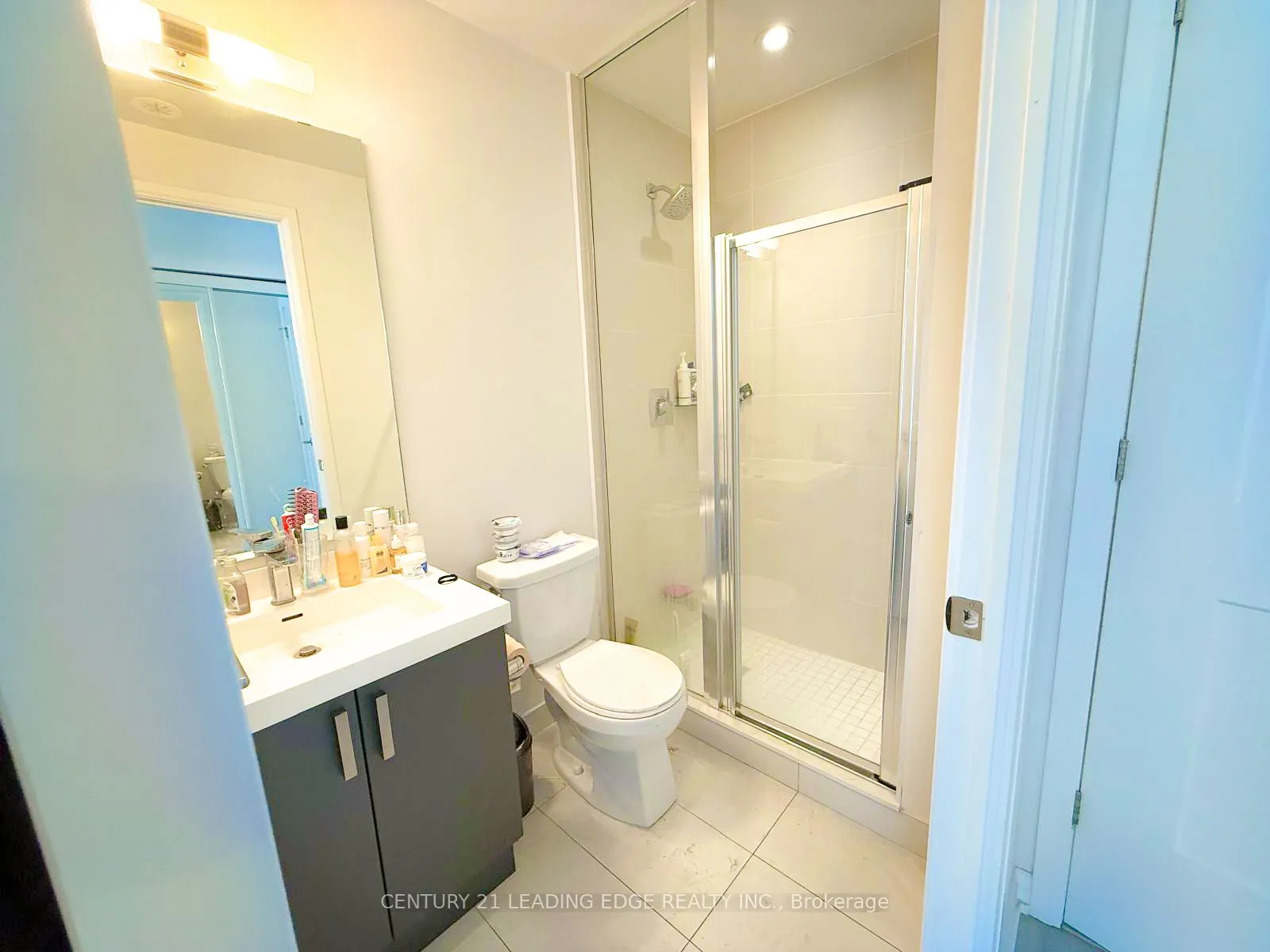 1050 Portage Parkway, #39